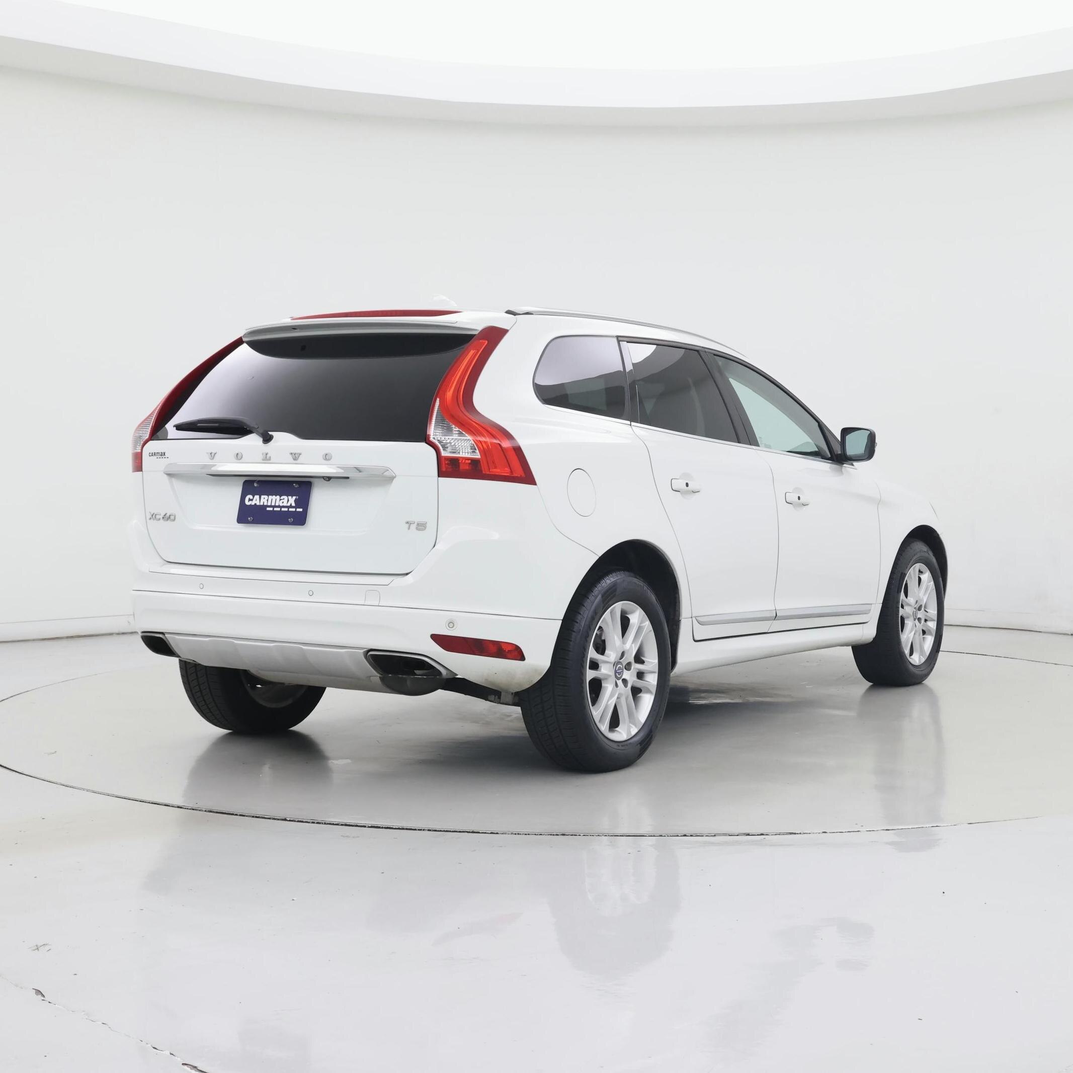 Thumbnail: 2015 Volvo XC60 - 8