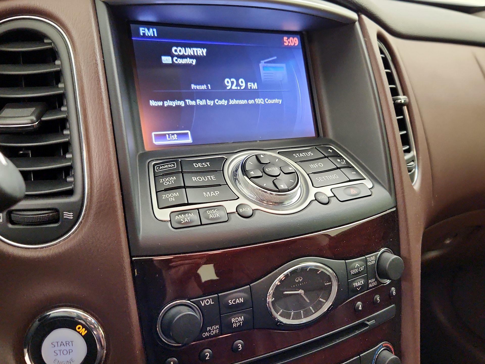 Thumbnail: 2017 INFINITI QX50 - 16