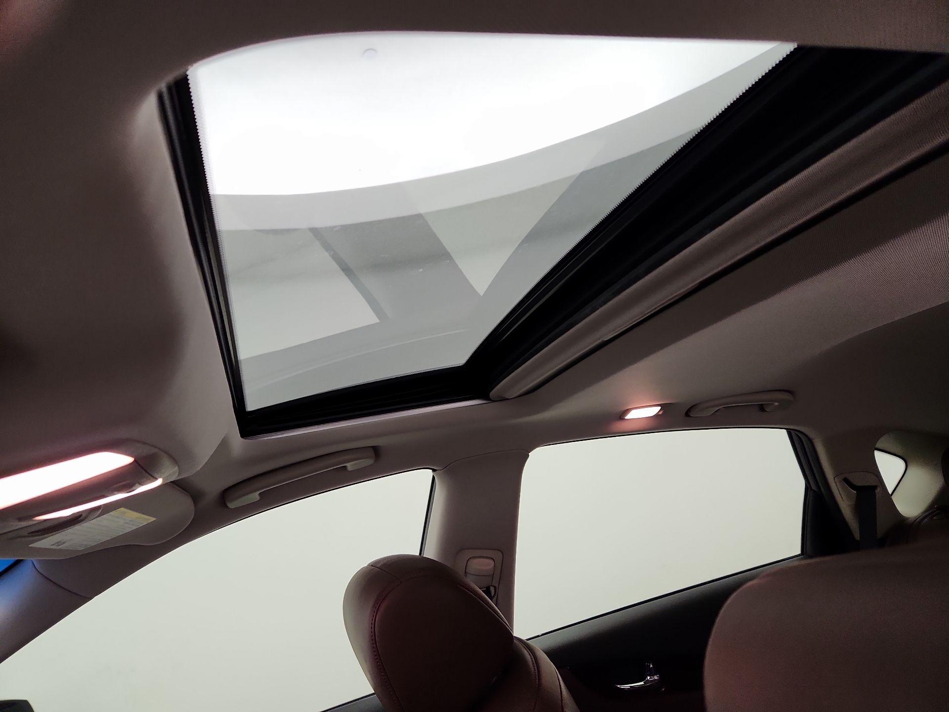 Thumbnail: 2017 INFINITI QX50 - 20