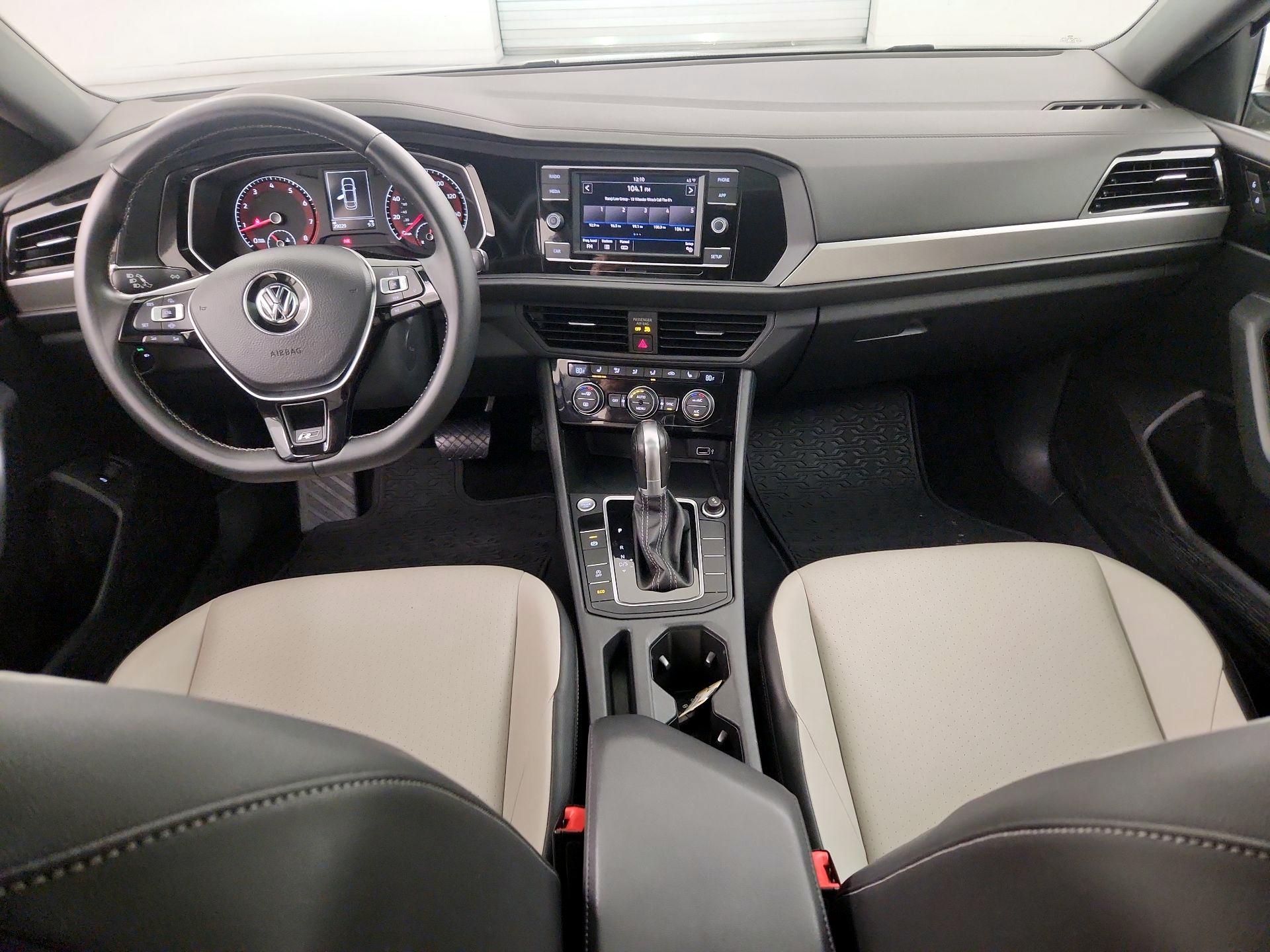 Thumbnail: 2019 Volkswagen Jetta - 9