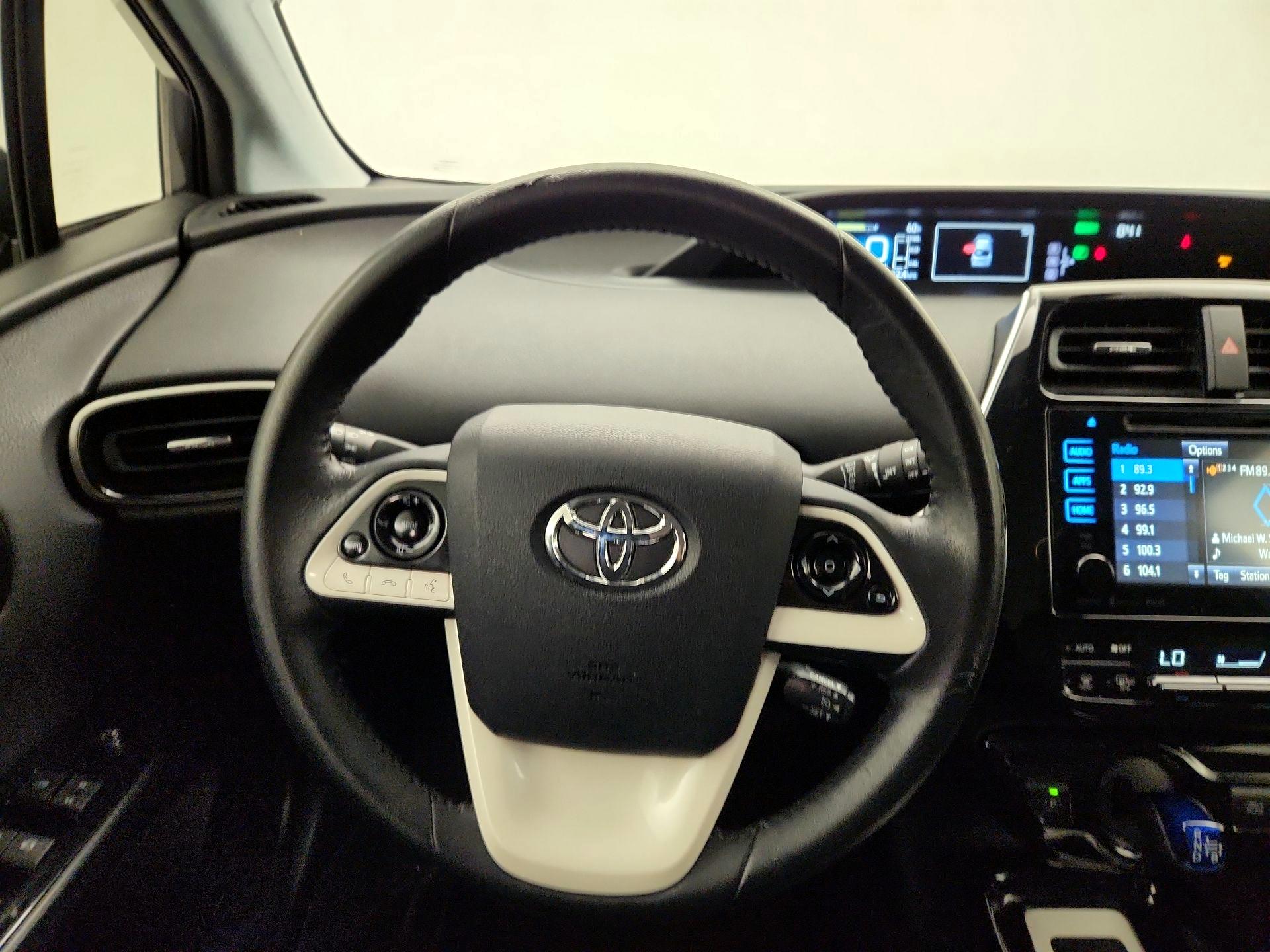 Thumbnail: 2016 Toyota Prius - 10