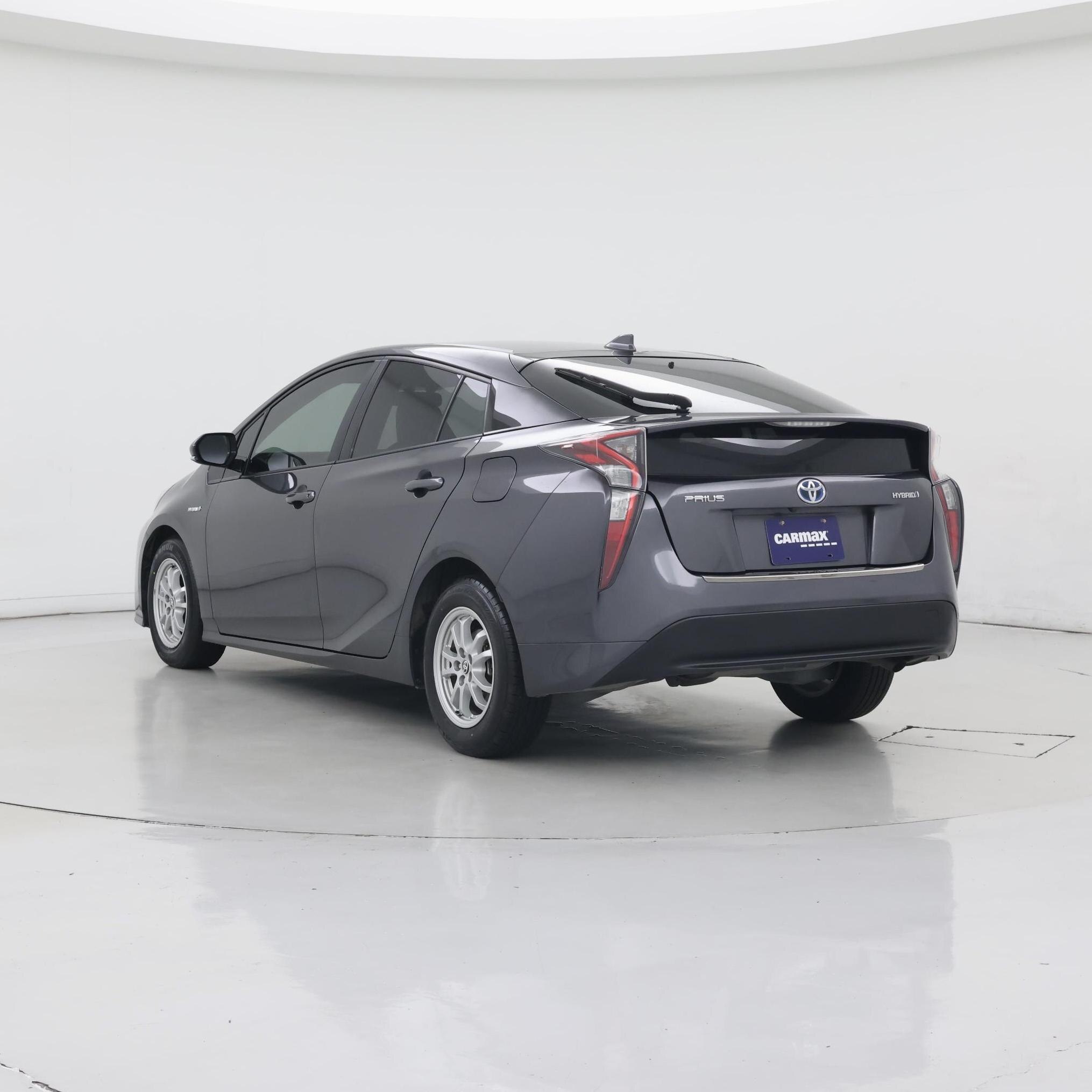 Thumbnail: 2016 Toyota Prius - 2