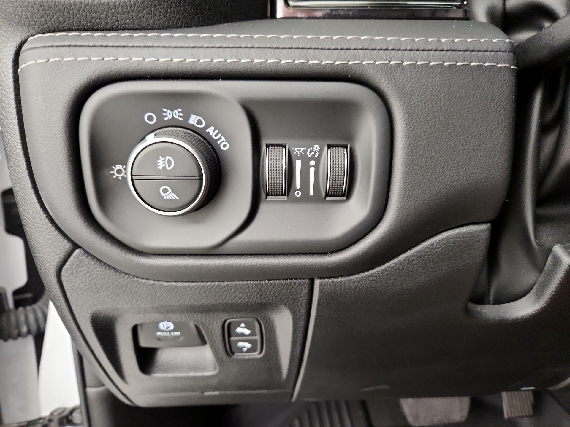 Thumbnail: 2024 RAM 1500 - 13