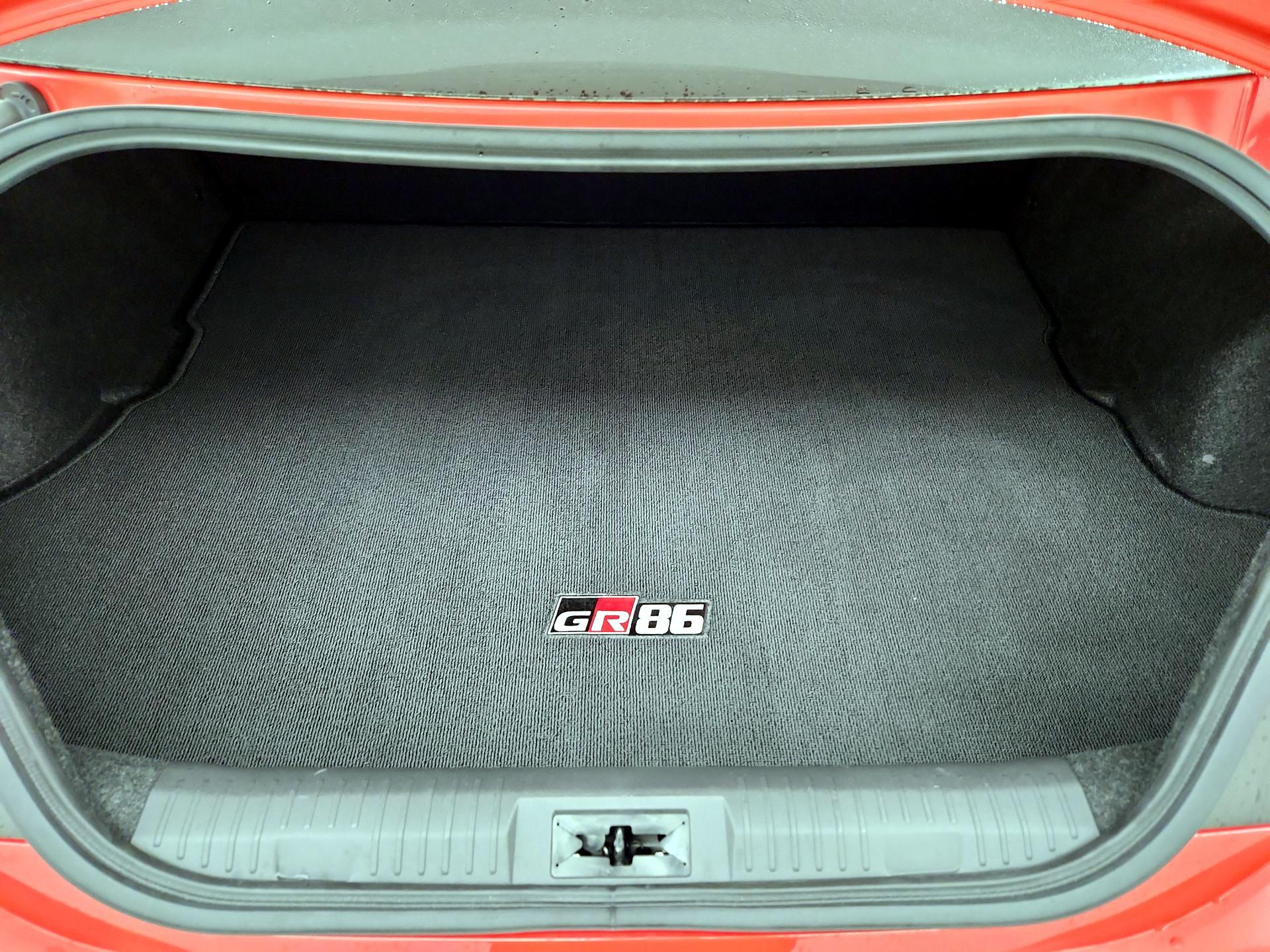 Thumbnail: 2025 Toyota GR86 - 20