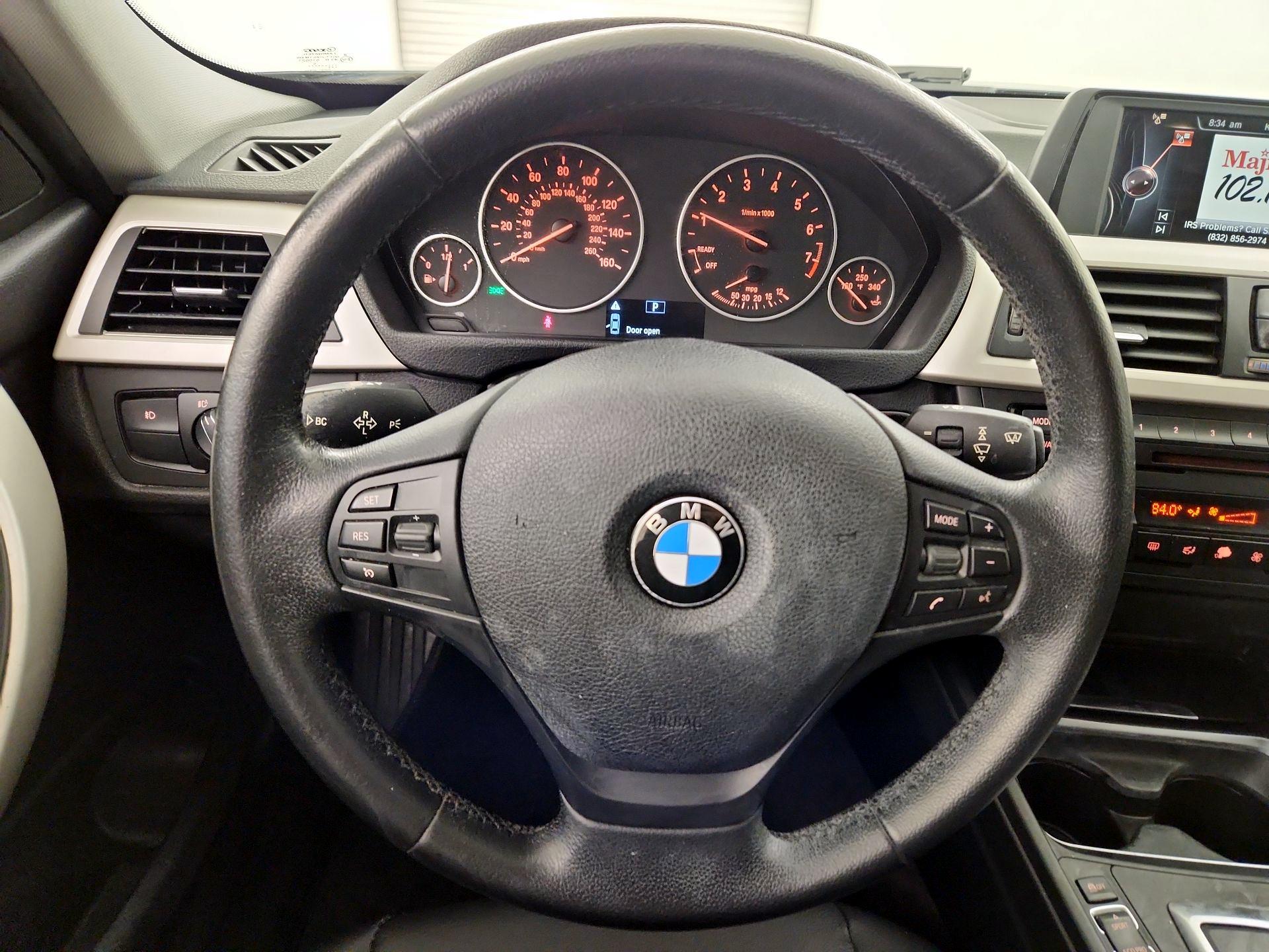 Thumbnail: 2015 BMW 3 Series - 10