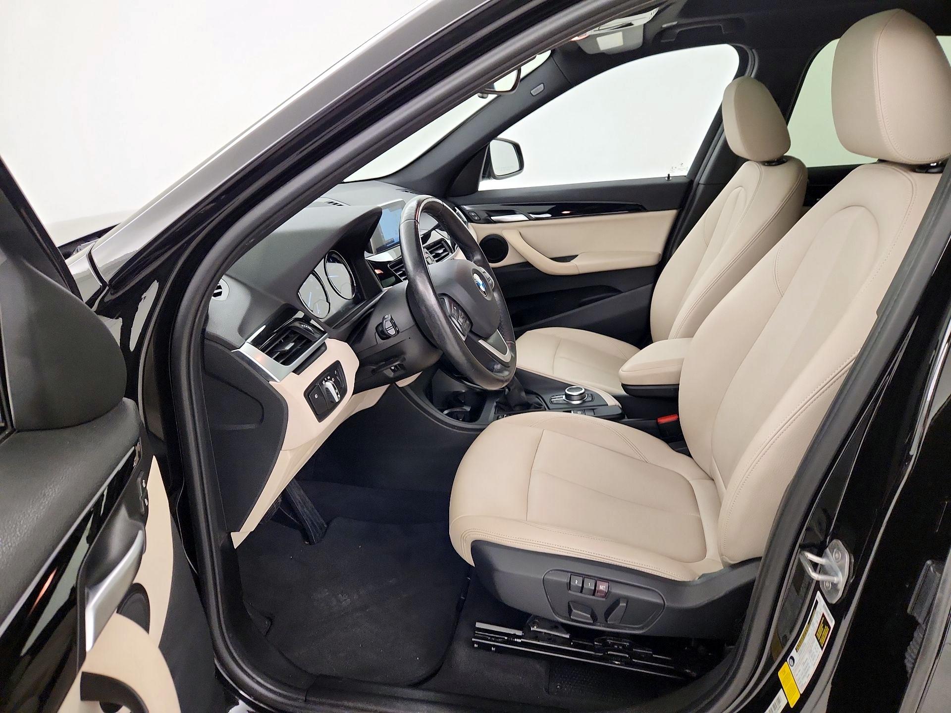 Thumbnail: 2019 BMW X1 - 11