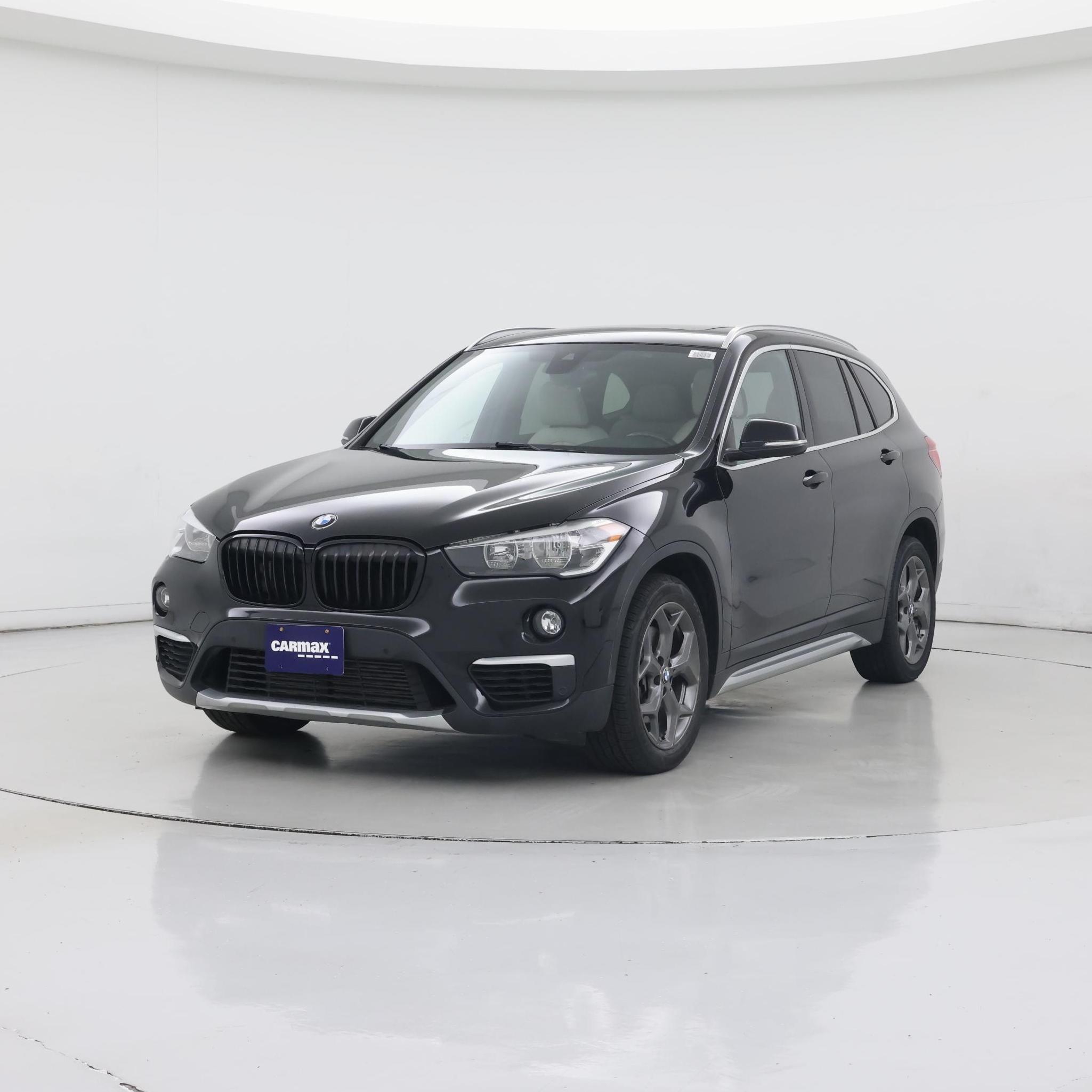 Thumbnail: 2019 BMW X1 - 4