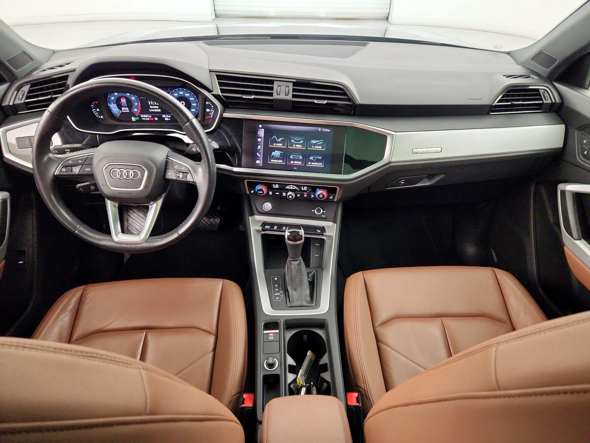 Thumbnail: 2020 Audi Q3 - 9