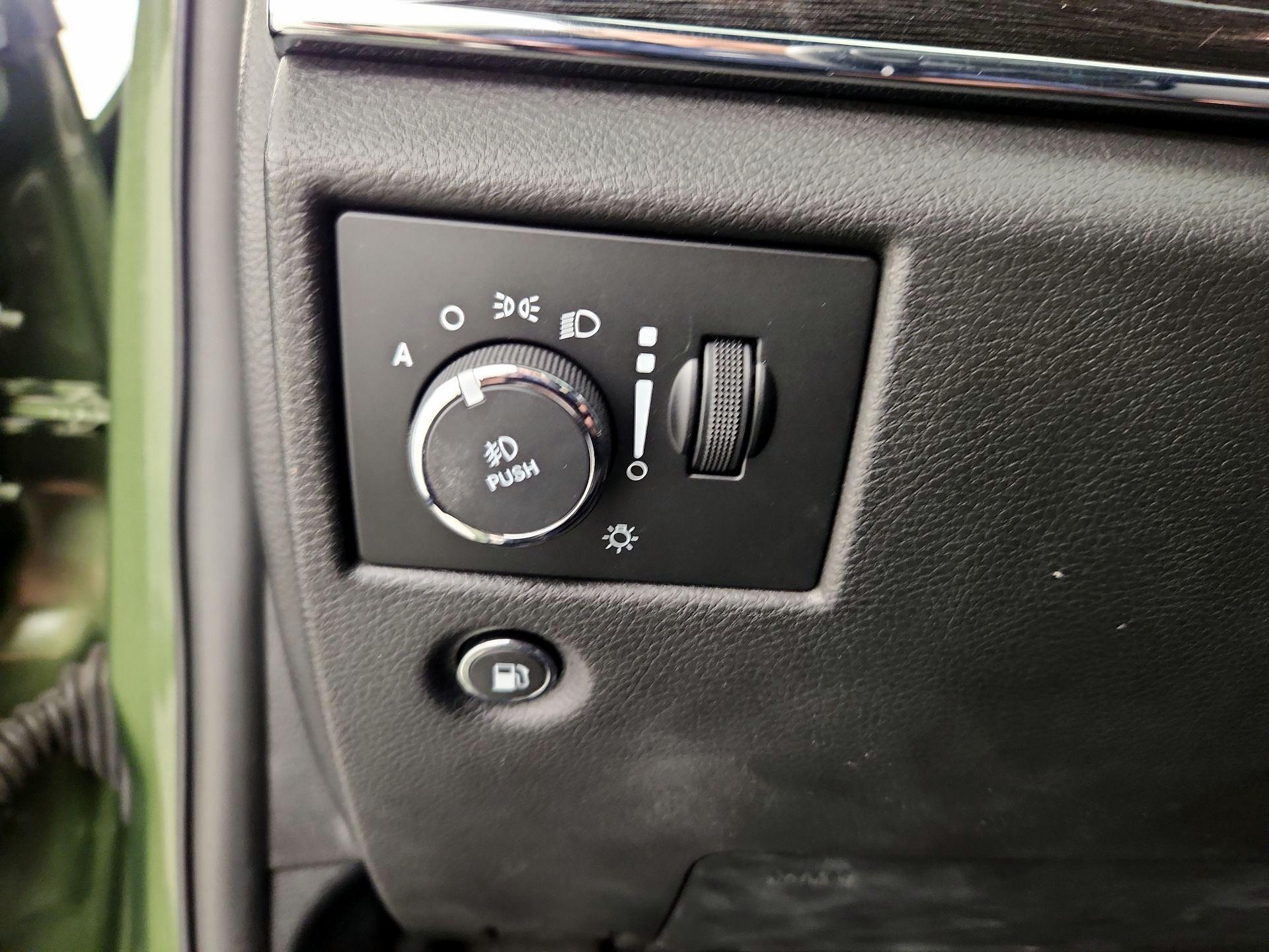 Thumbnail: 2021 Jeep Grand Cherokee - 13