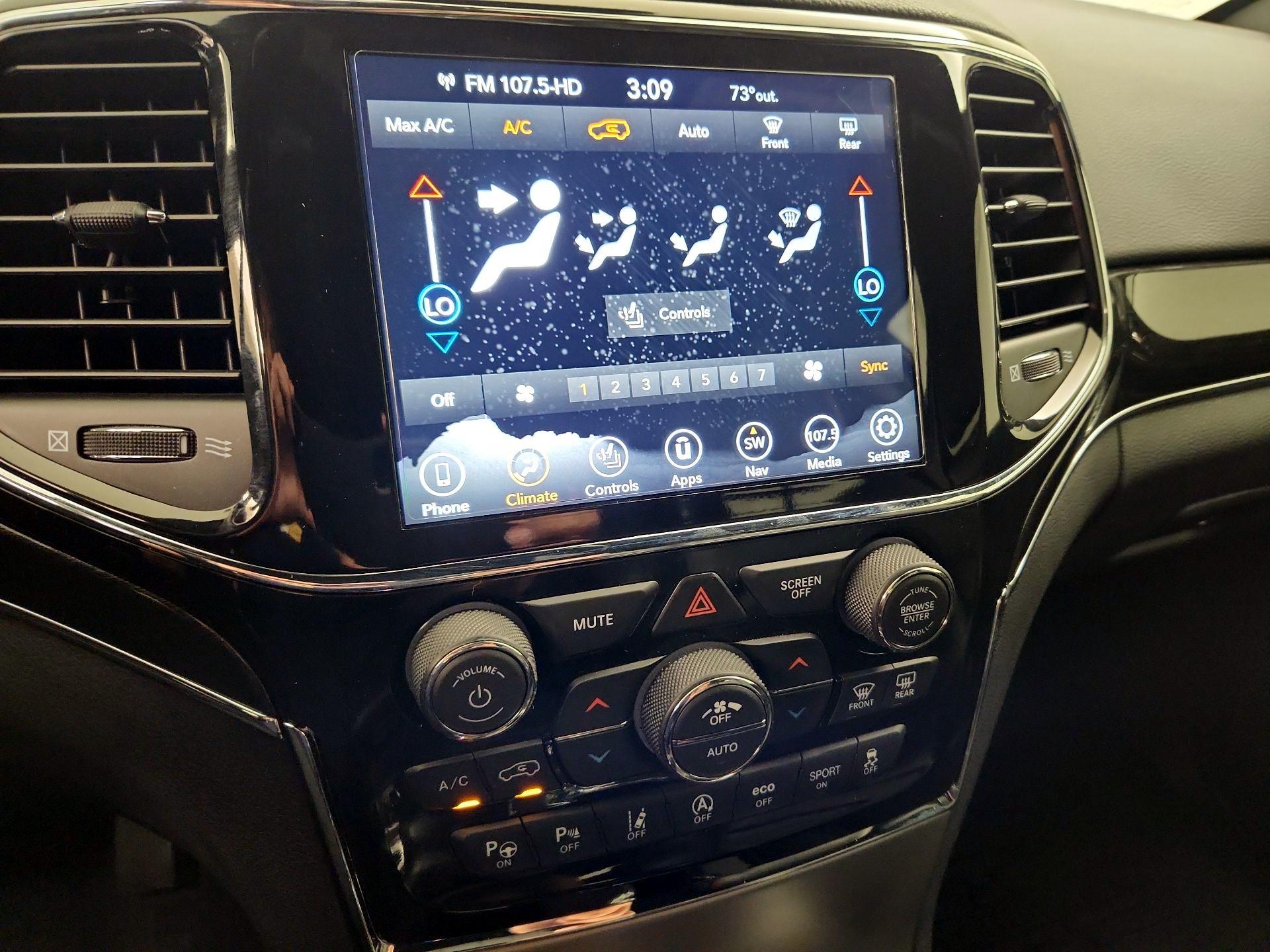 Thumbnail: 2021 Jeep Grand Cherokee - 17