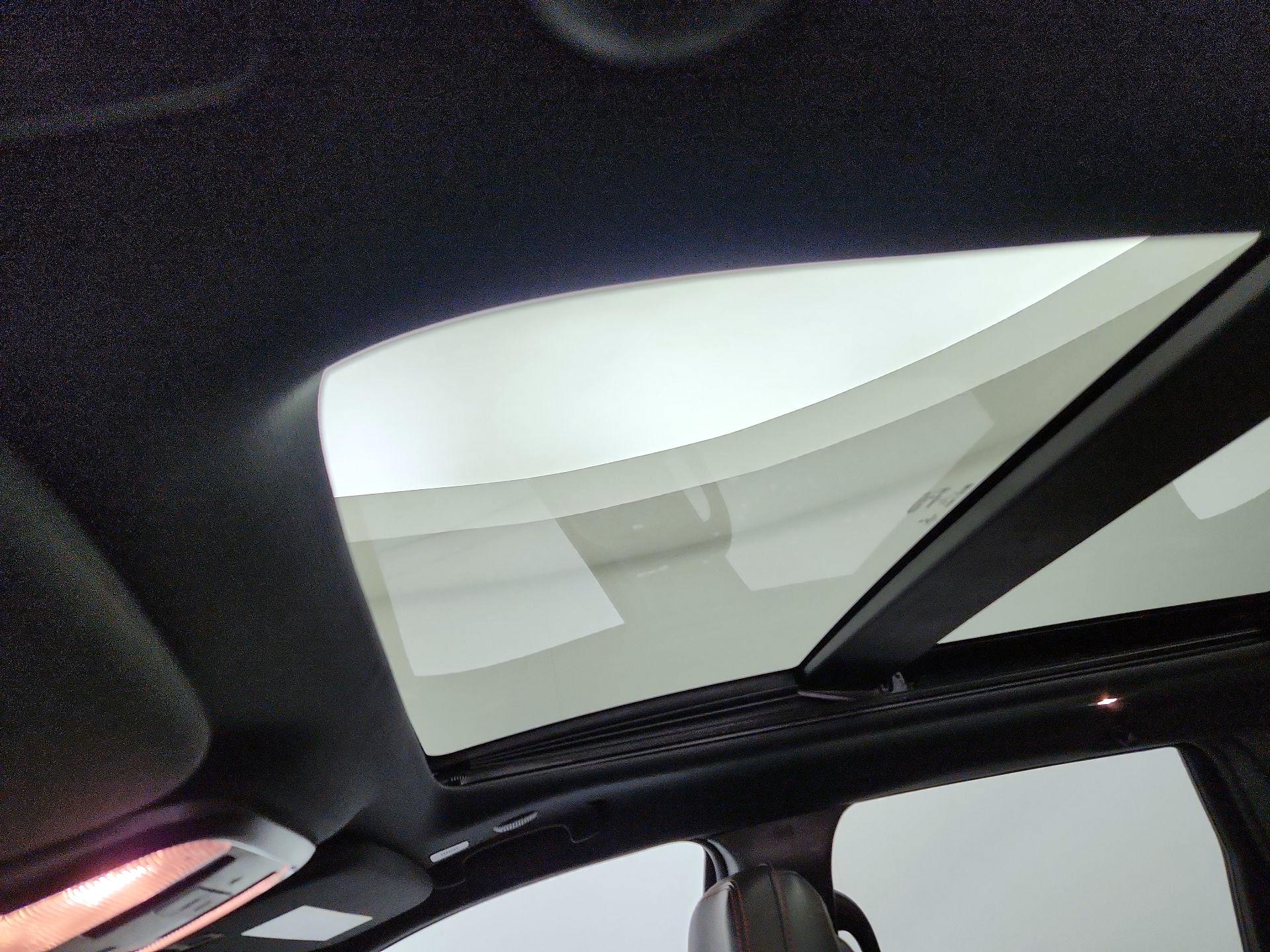 Thumbnail: 2021 Jeep Grand Cherokee - 20