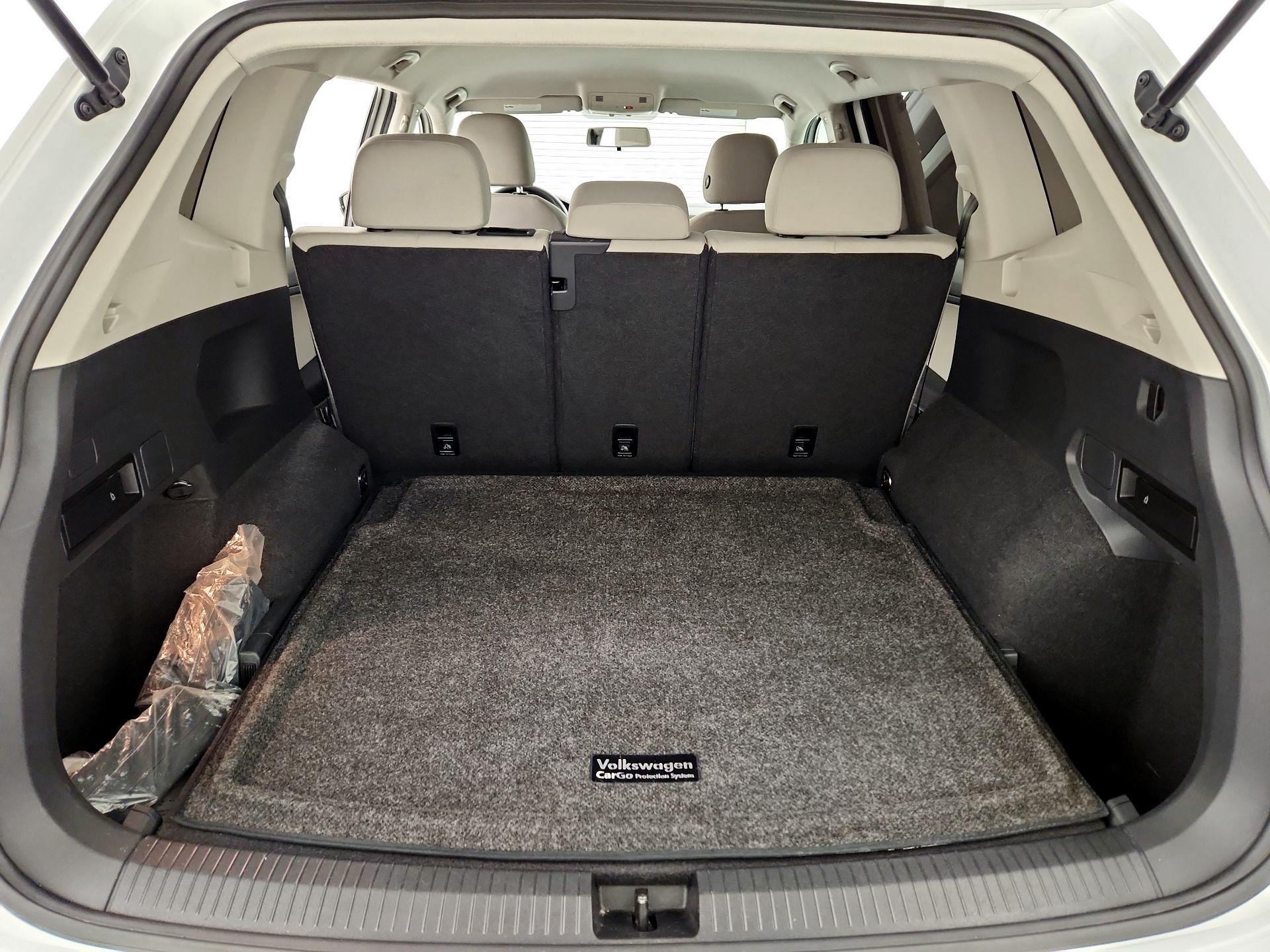 Thumbnail: 2020 Volkswagen Tiguan - 20