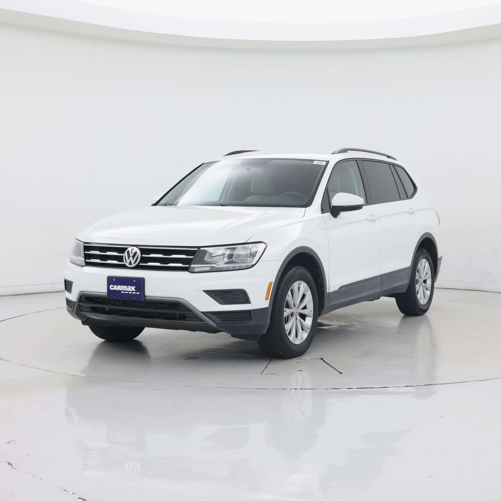 Thumbnail: 2020 Volkswagen Tiguan - 4