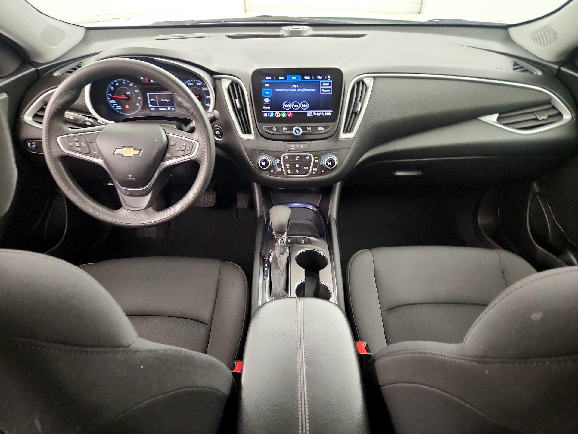 Thumbnail: 2023 Chevrolet Malibu - 9