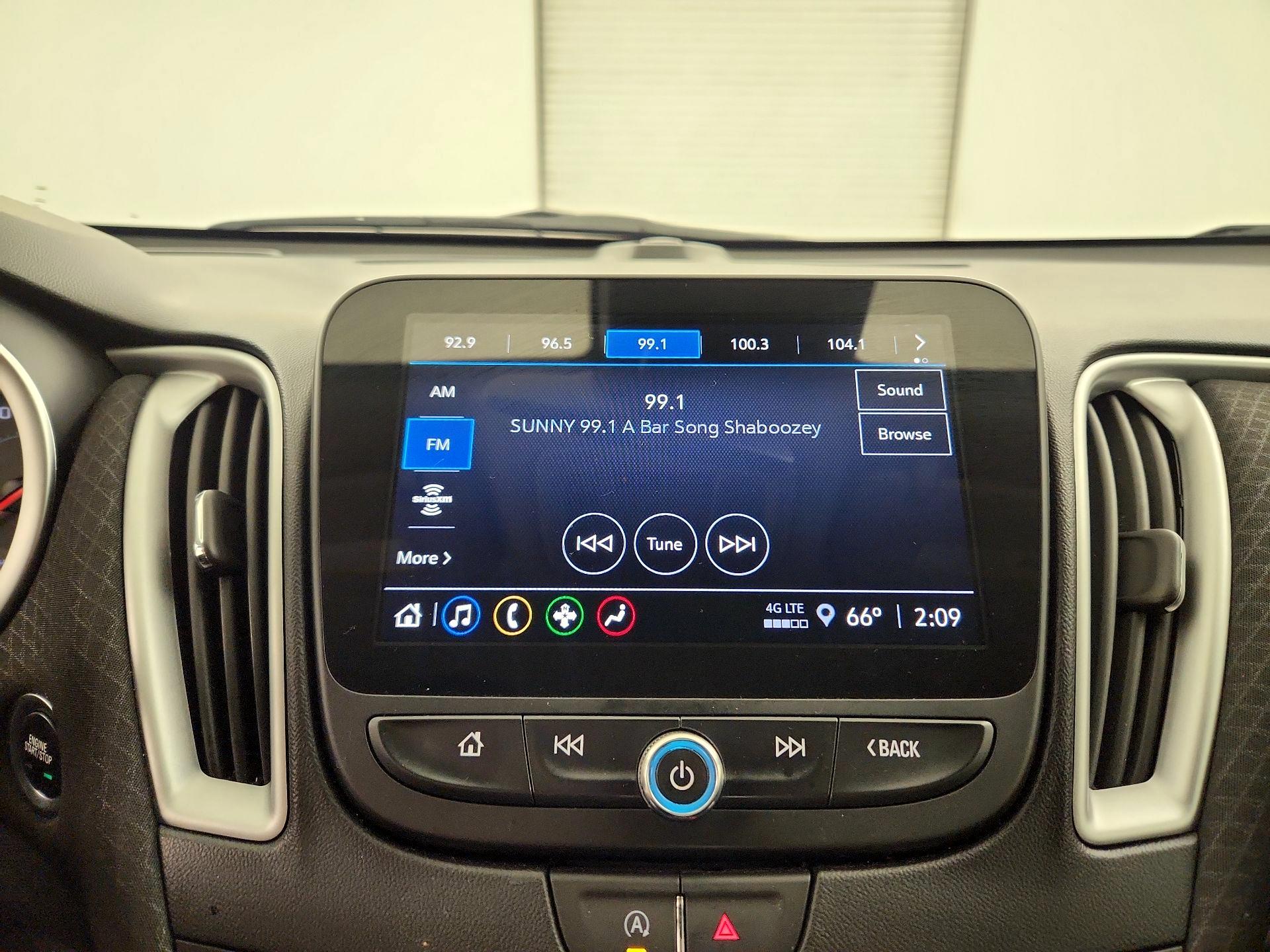 Thumbnail: 2023 Chevrolet Malibu - 15