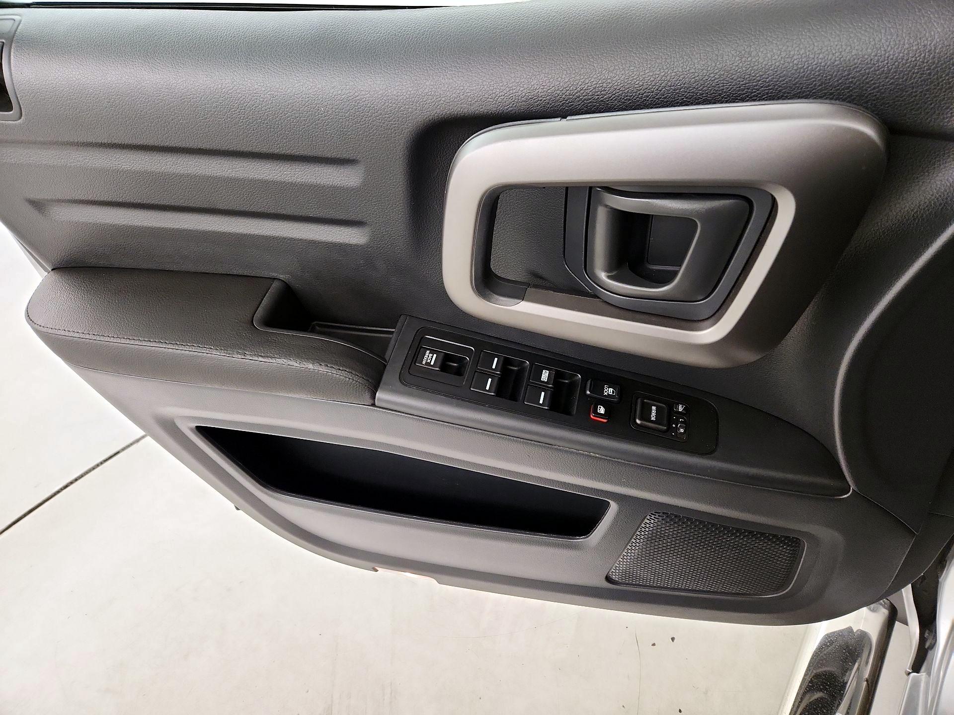 Thumbnail: 2014 Honda Ridgeline - 12