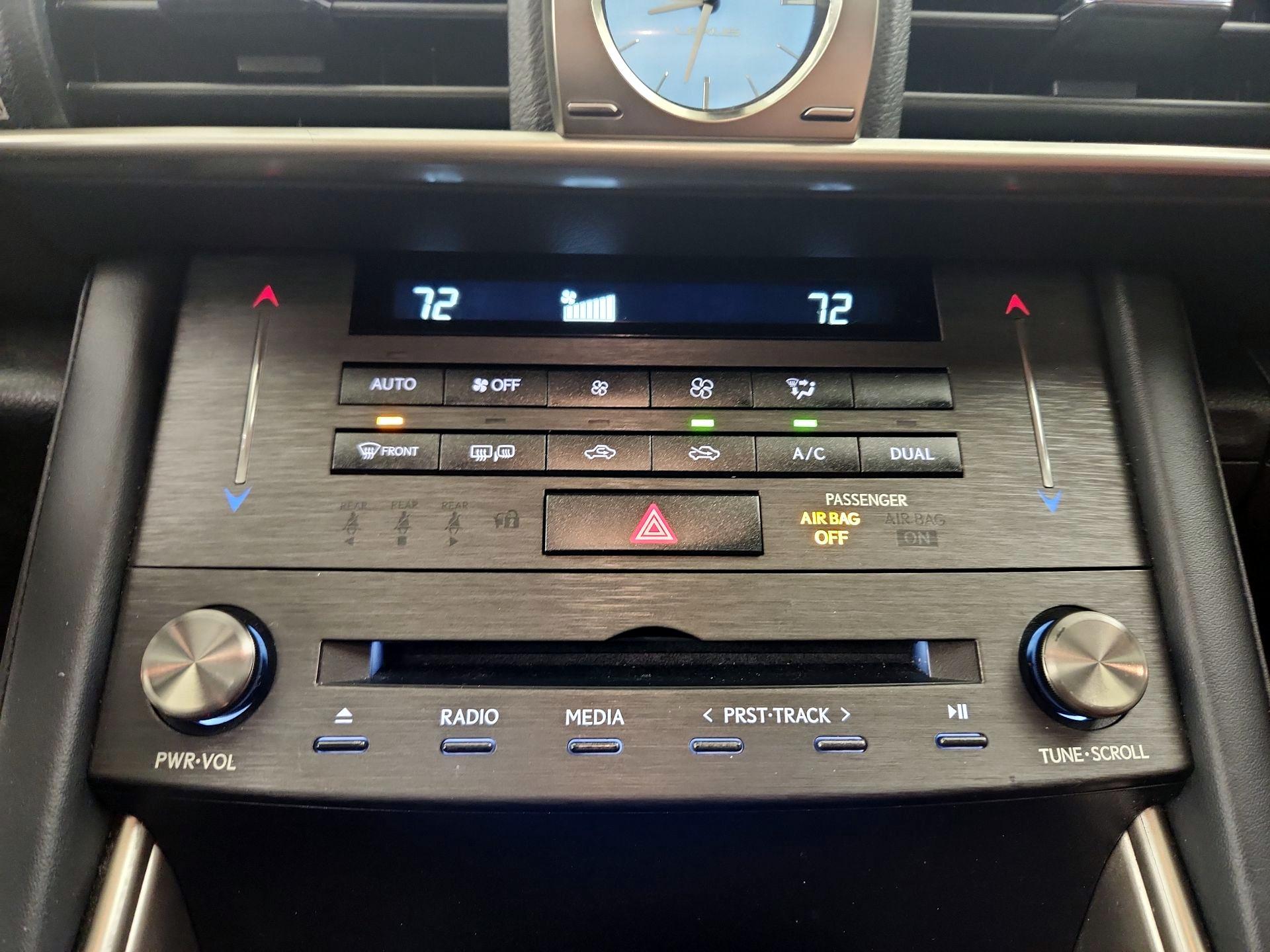 Thumbnail: 2020 Lexus IS - 16