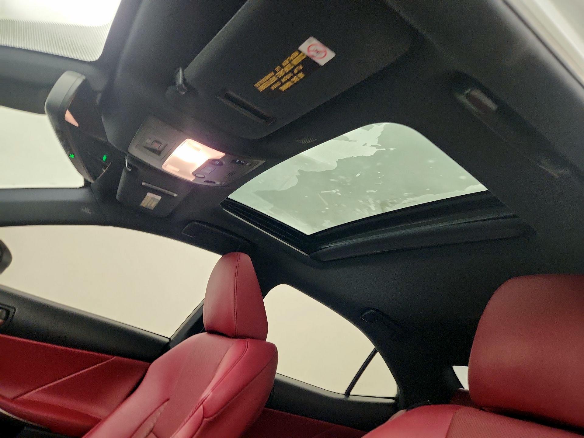 Thumbnail: 2020 Lexus IS - 19