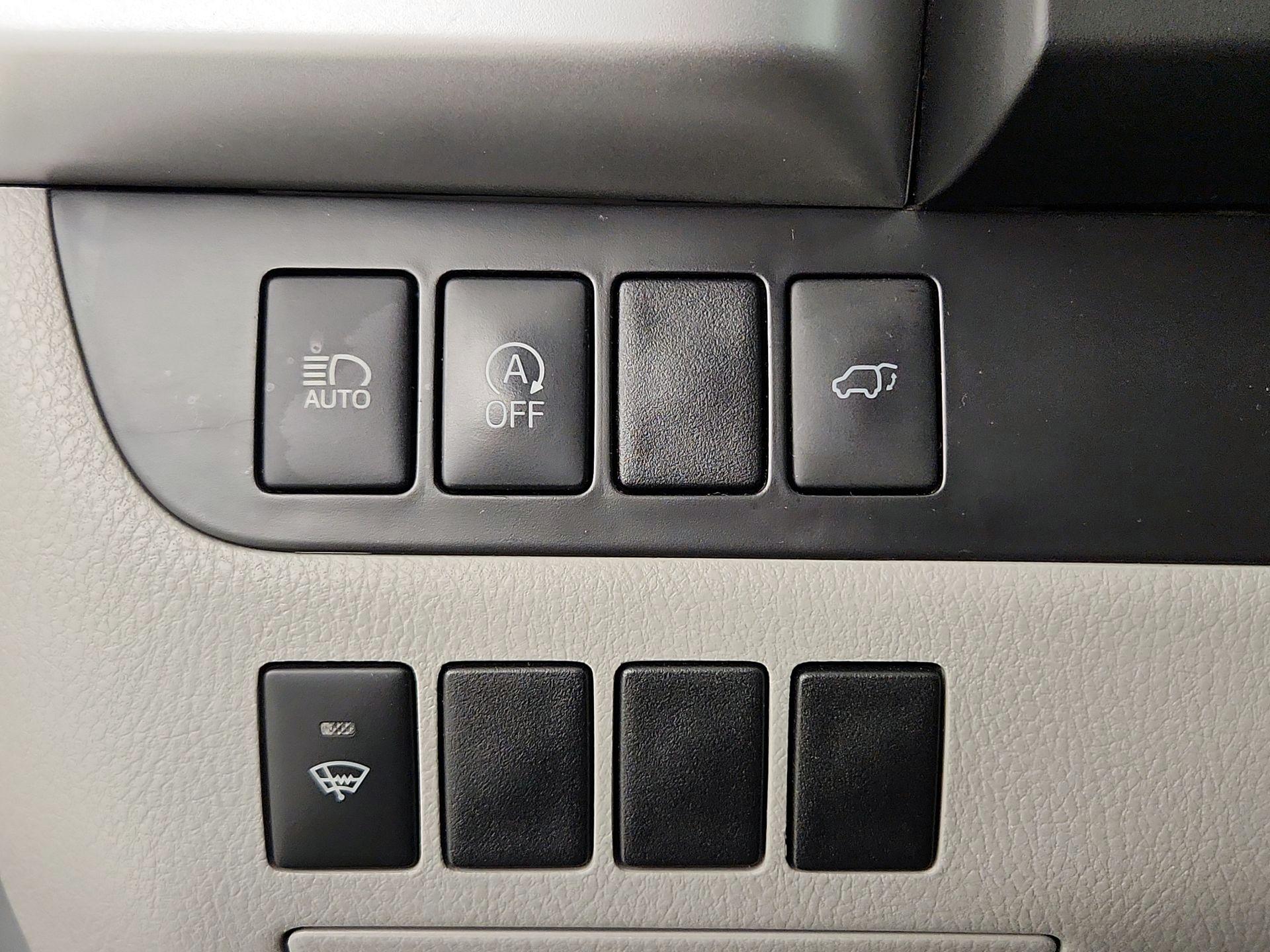 Thumbnail: 2019 Toyota Highlander - 13