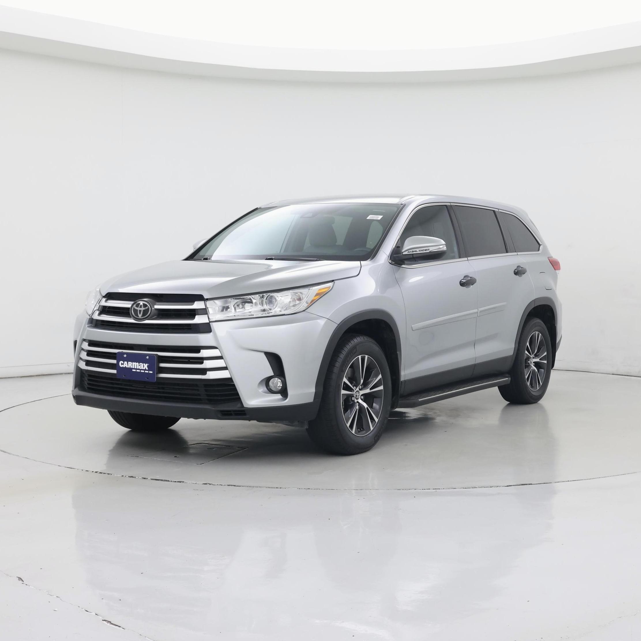 Thumbnail: 2019 Toyota Highlander - 4