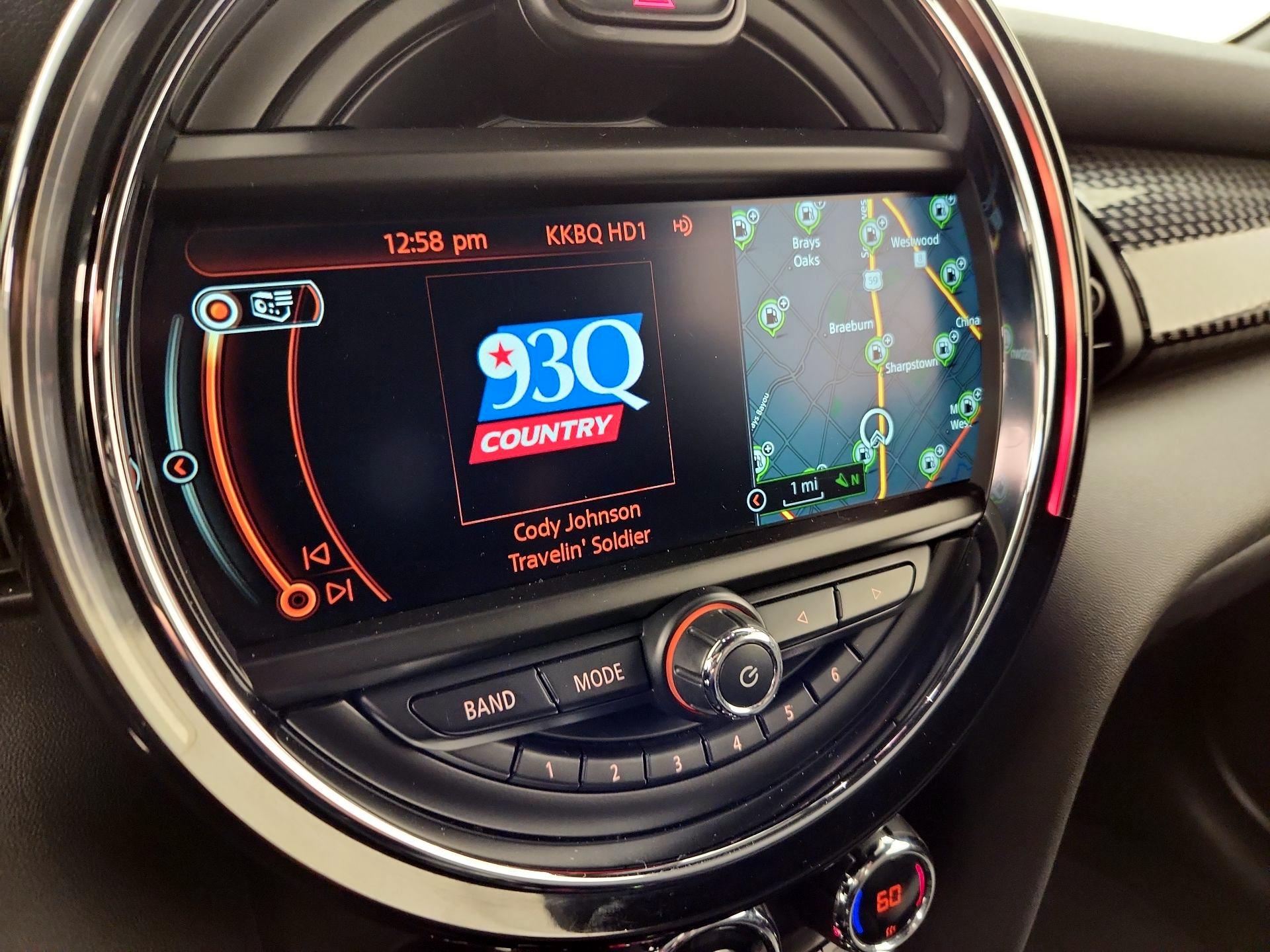 Thumbnail: 2017 MINI Cooper - 16