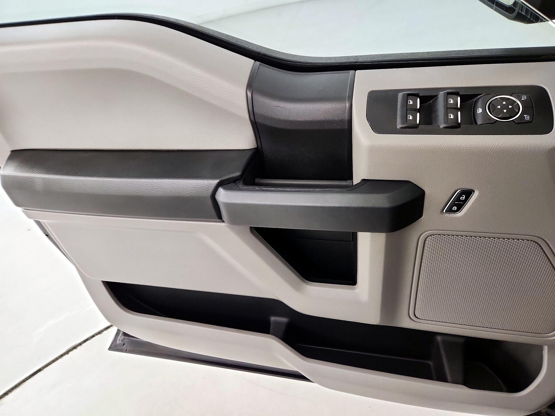 Thumbnail: 2017 Ford F-150 - 12