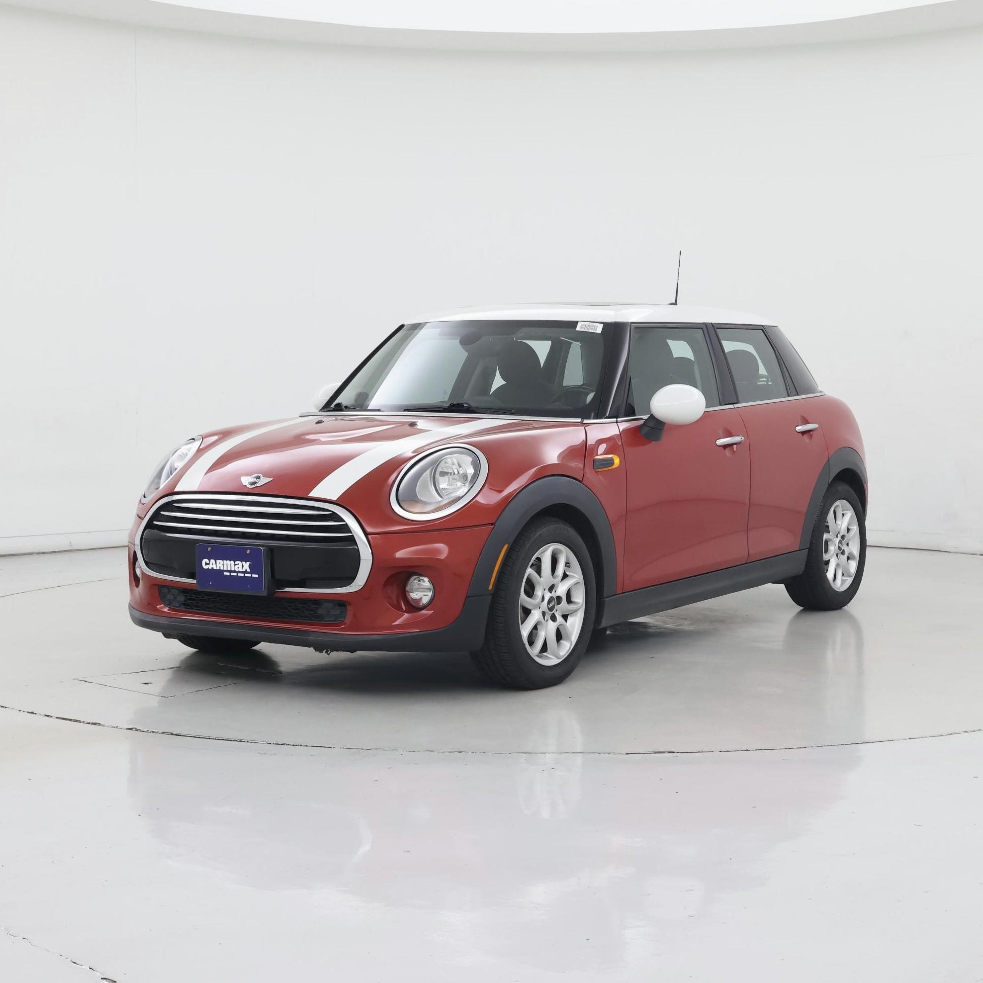 Thumbnail: 2015 MINI Cooper Hardtop - 4