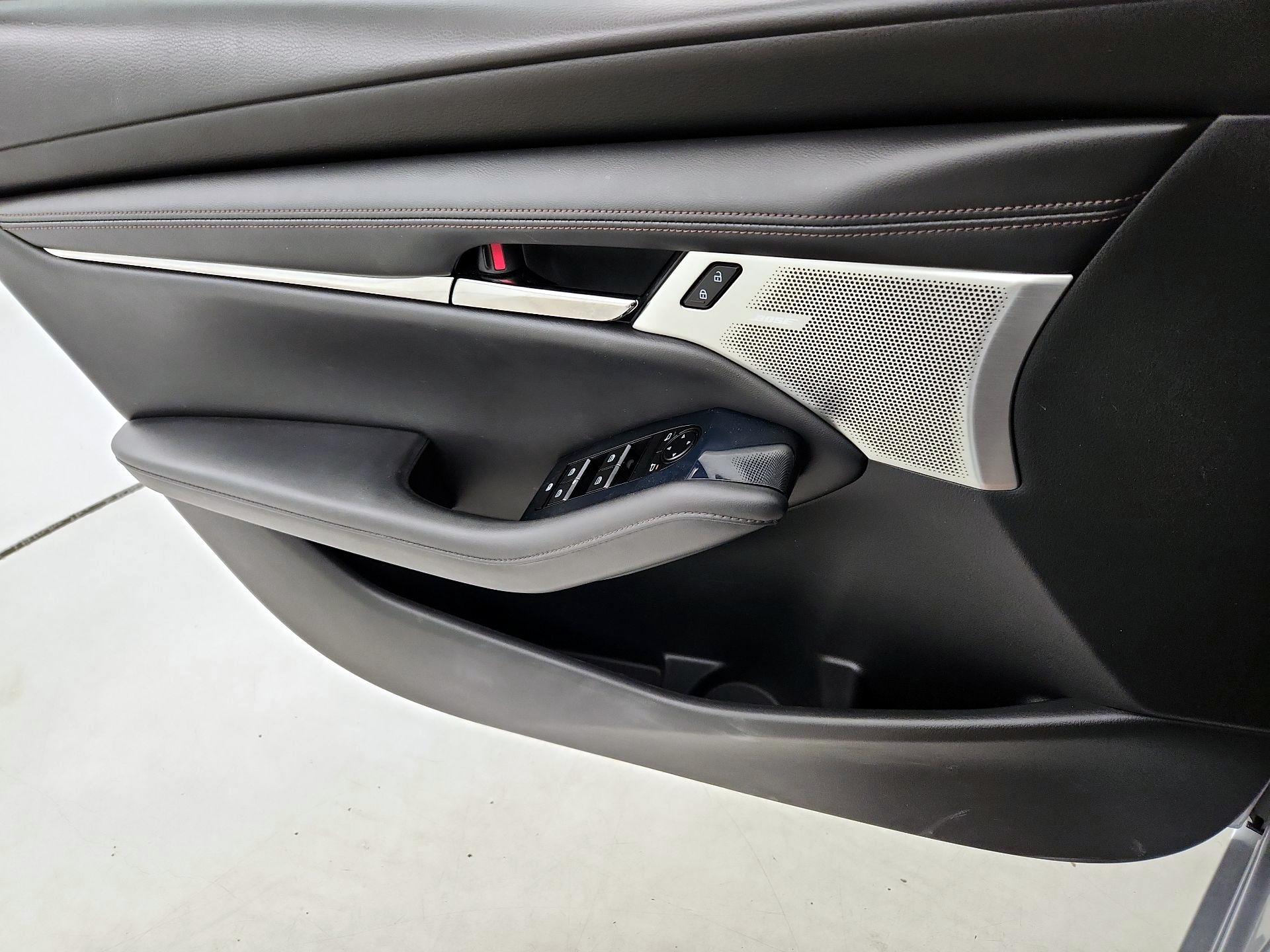 Thumbnail: 2019 Mazda Mazda3 - 12