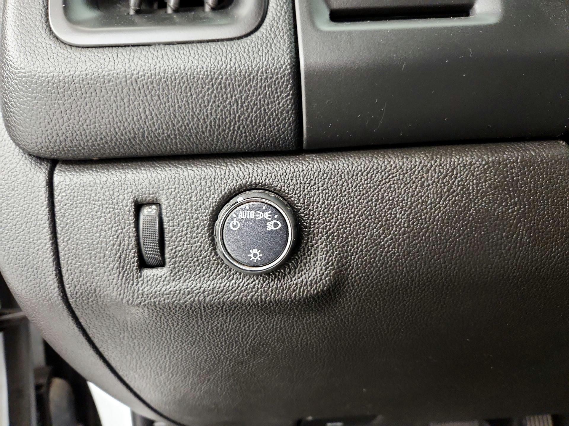 Thumbnail: 2022 Chevrolet Colorado - 13