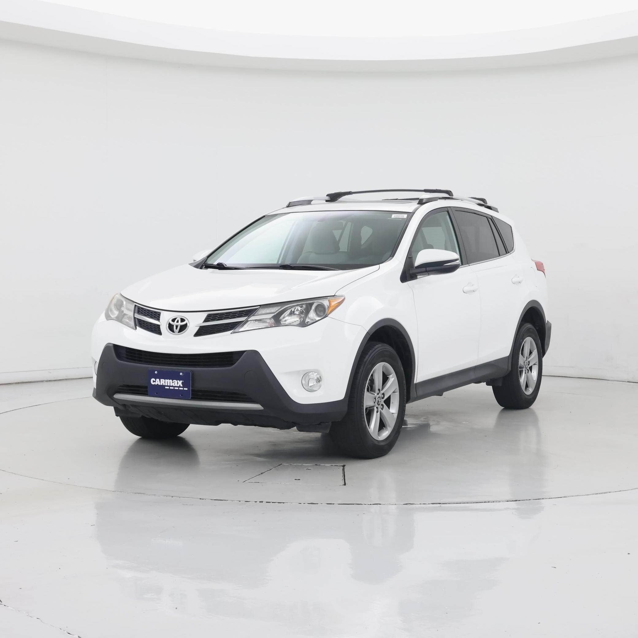 Thumbnail: 2015 Toyota RAV4 - 4