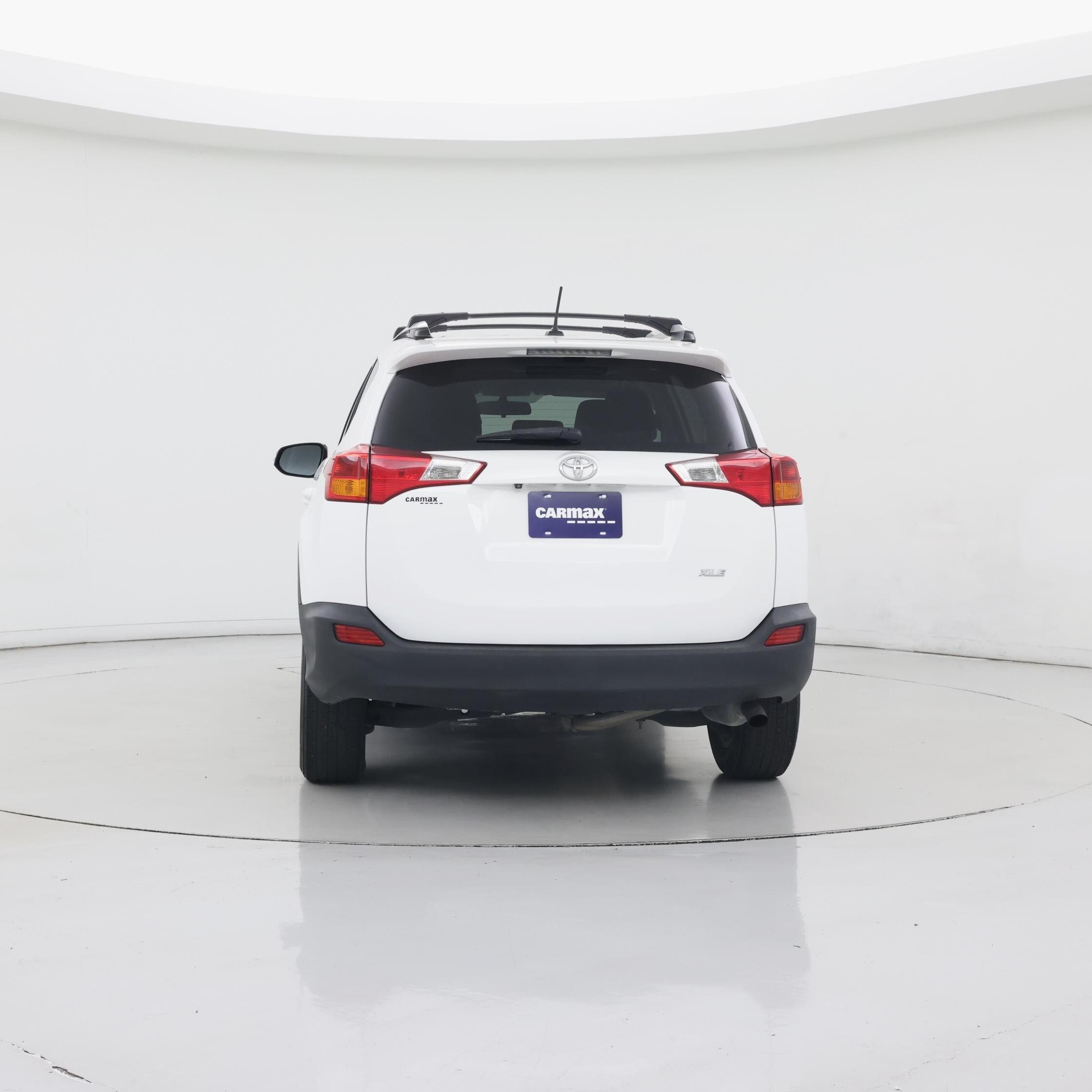 Thumbnail: 2015 Toyota RAV4 - 6