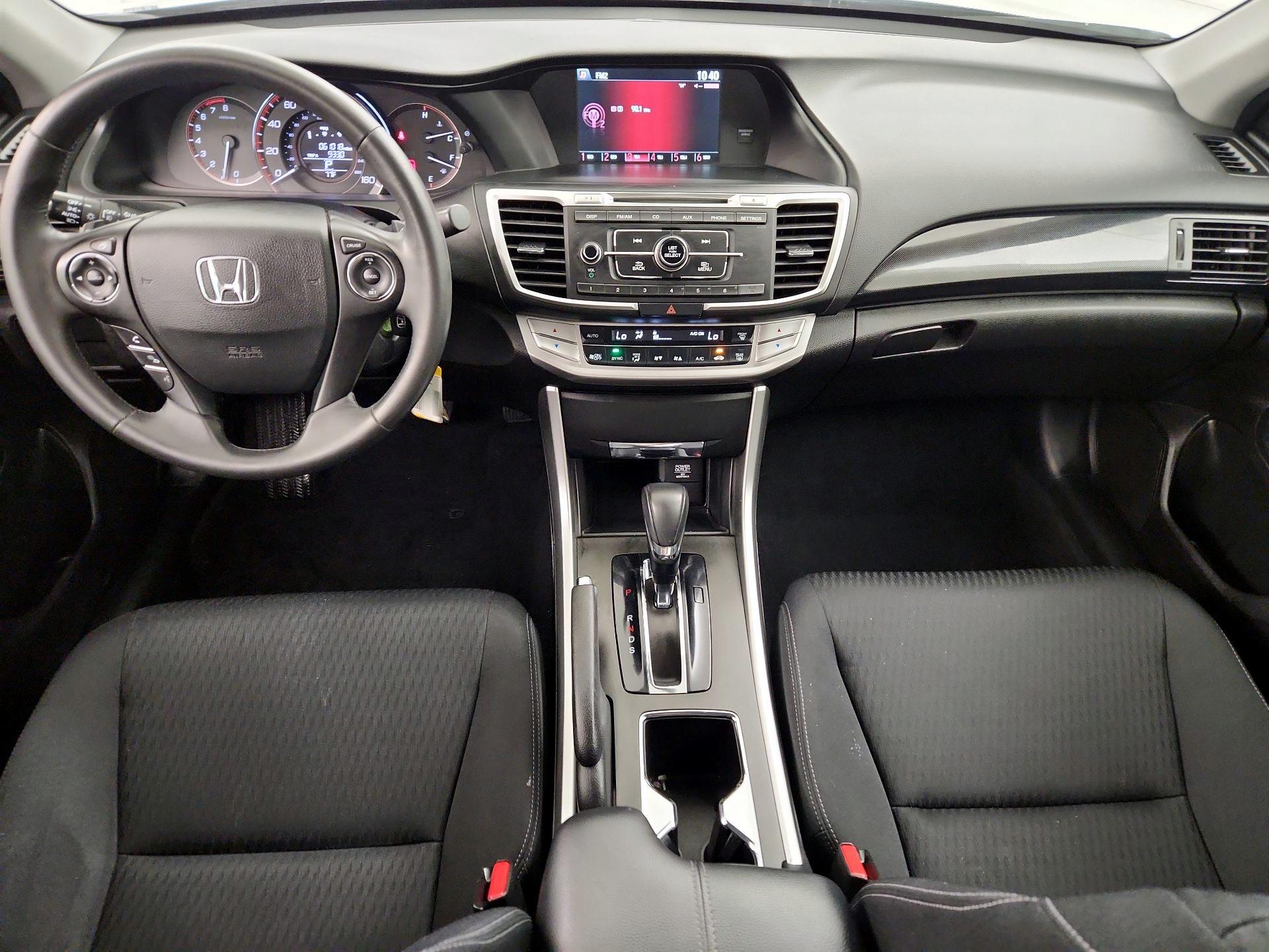 Thumbnail: 2015 Honda Accord - 9