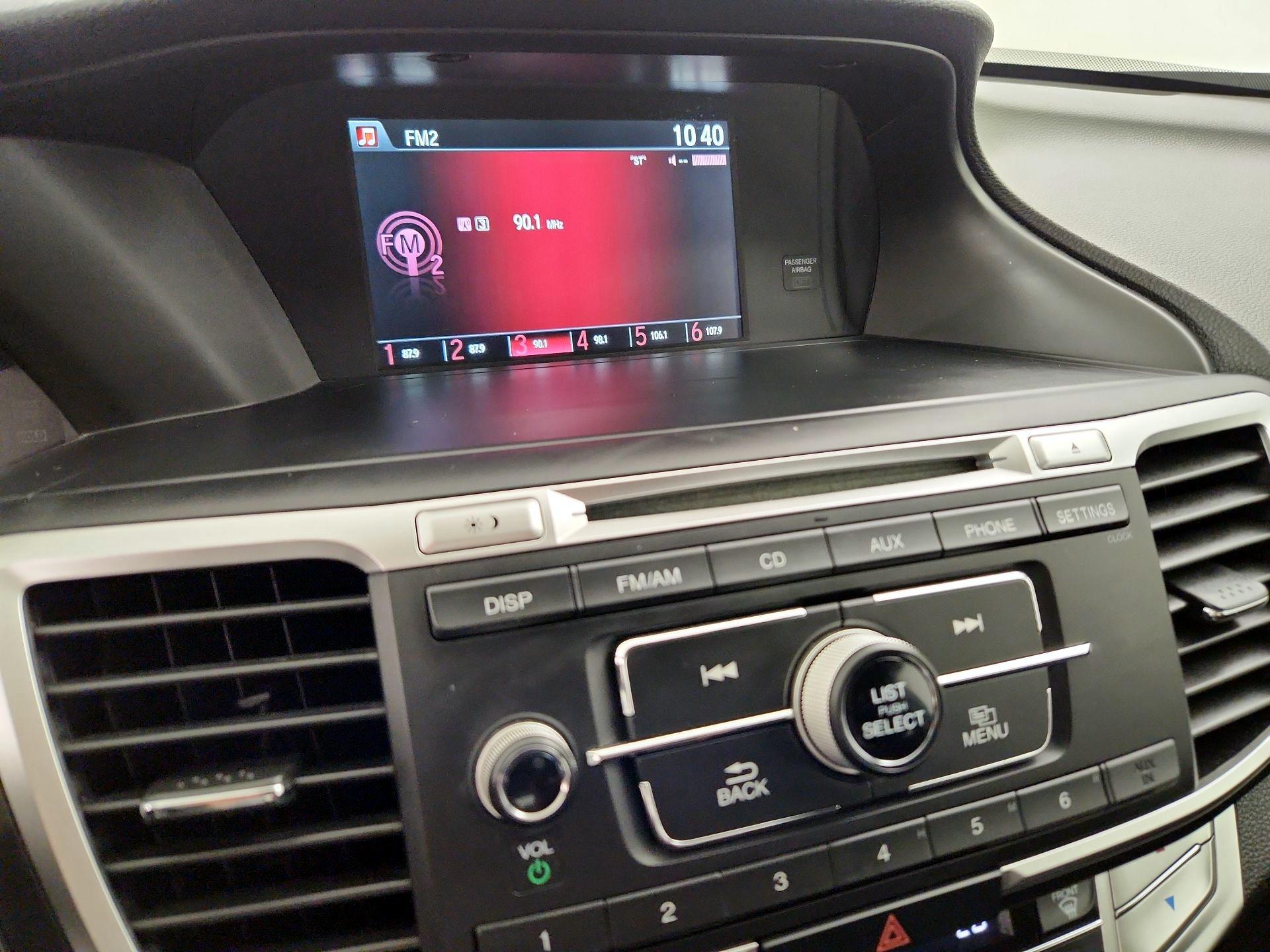 Thumbnail: 2015 Honda Accord - 15