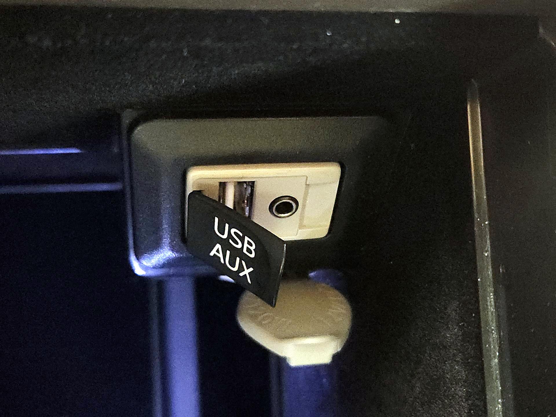 Thumbnail: 2014 Lexus RX - 17