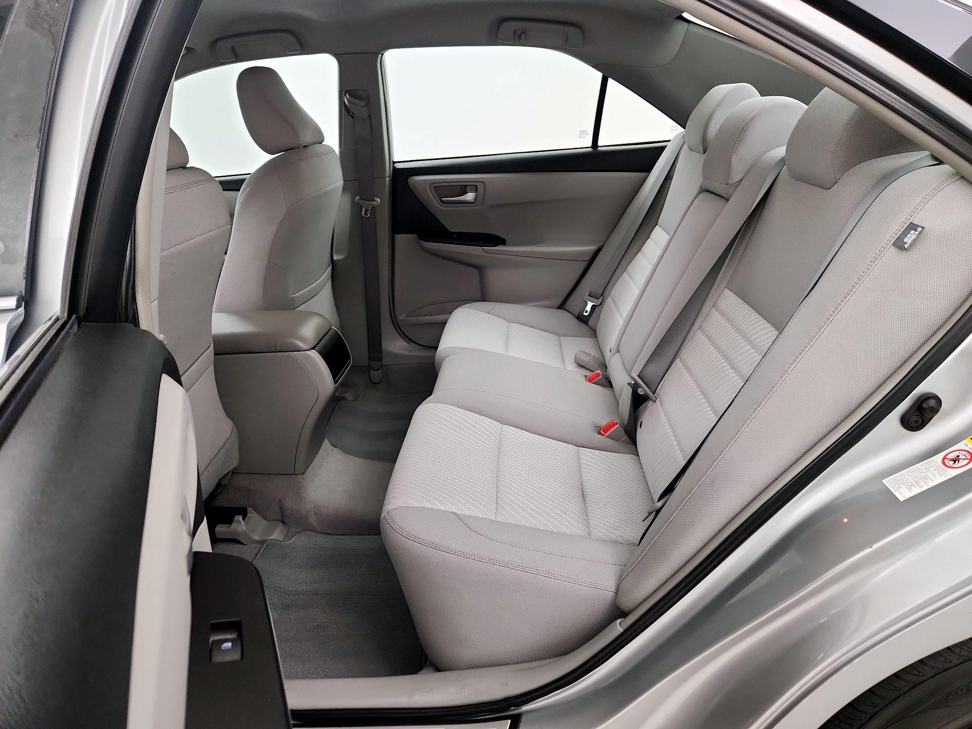 Thumbnail: 2015 Toyota Camry - 19