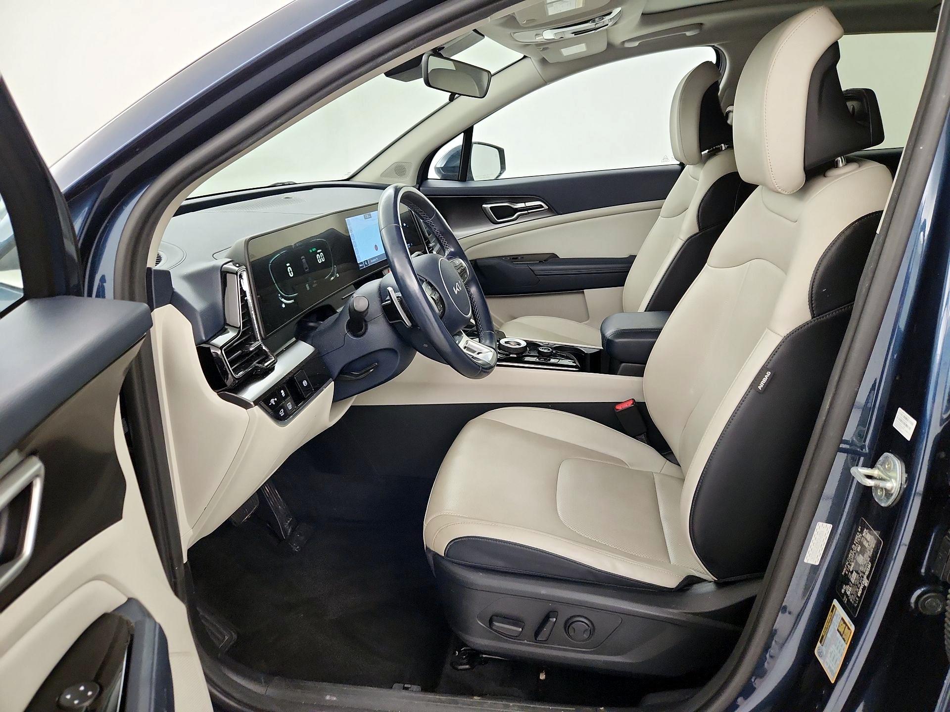 Thumbnail: 2023 Kia Sportage - 11