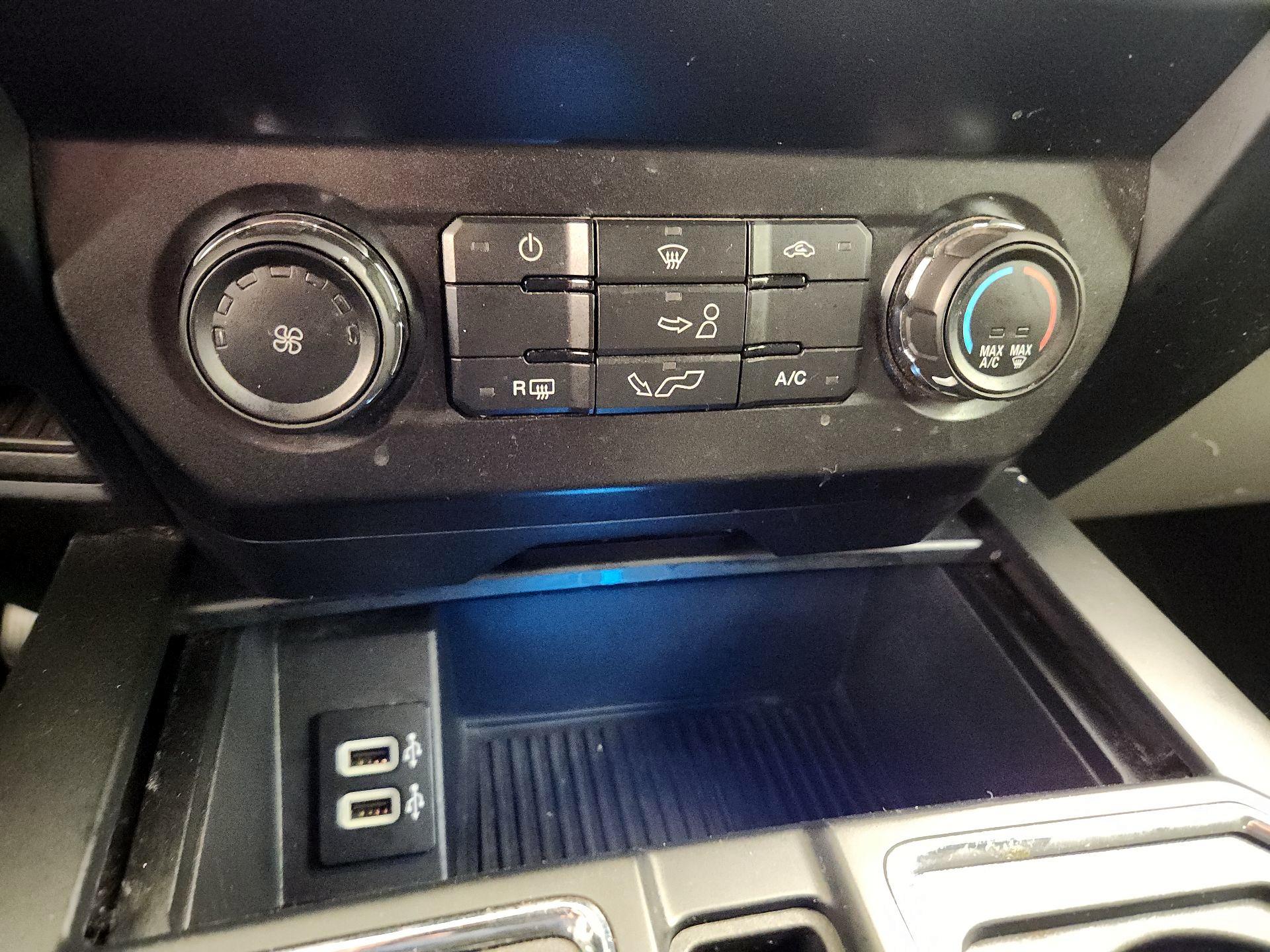 Thumbnail: 2019 Ford F-150 - 16