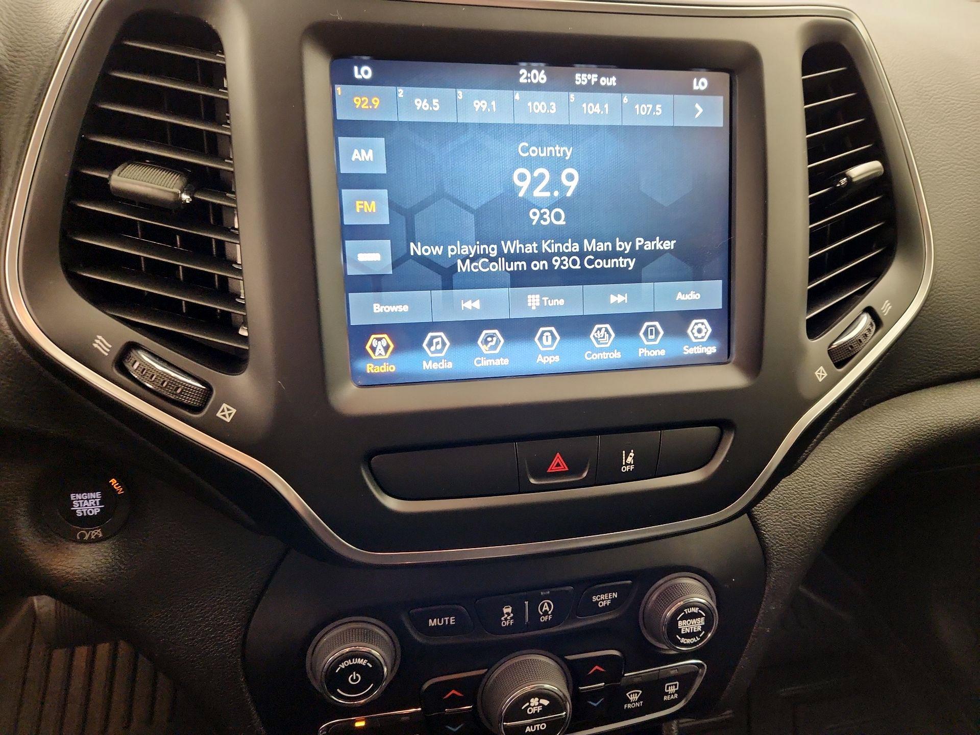 Thumbnail: 2022 Jeep Cherokee - 15