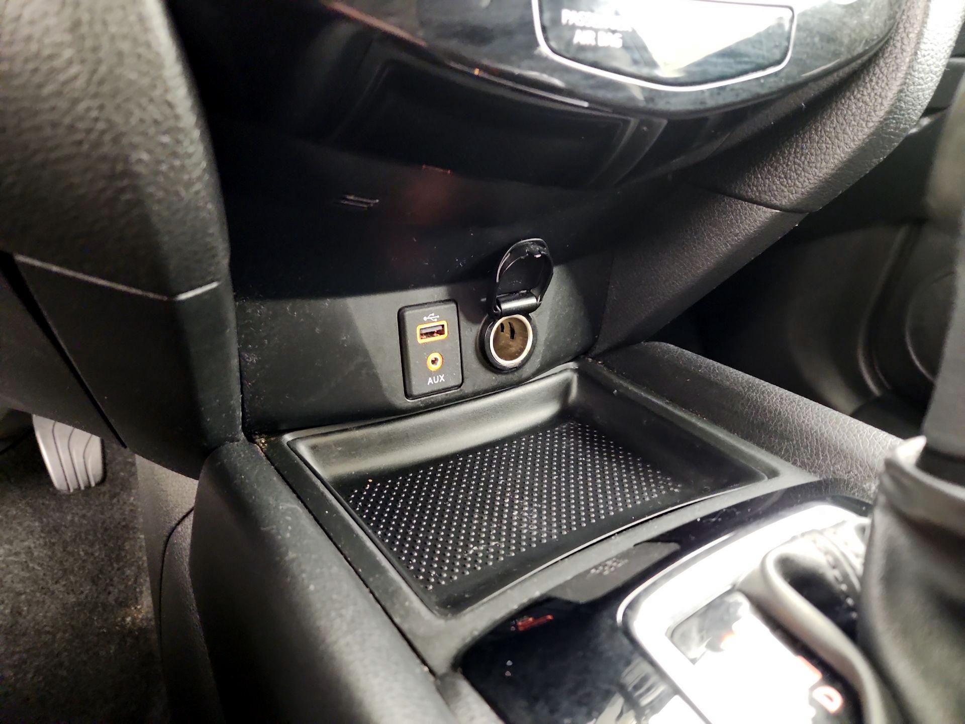 Thumbnail: 2017 Nissan Rogue - 18