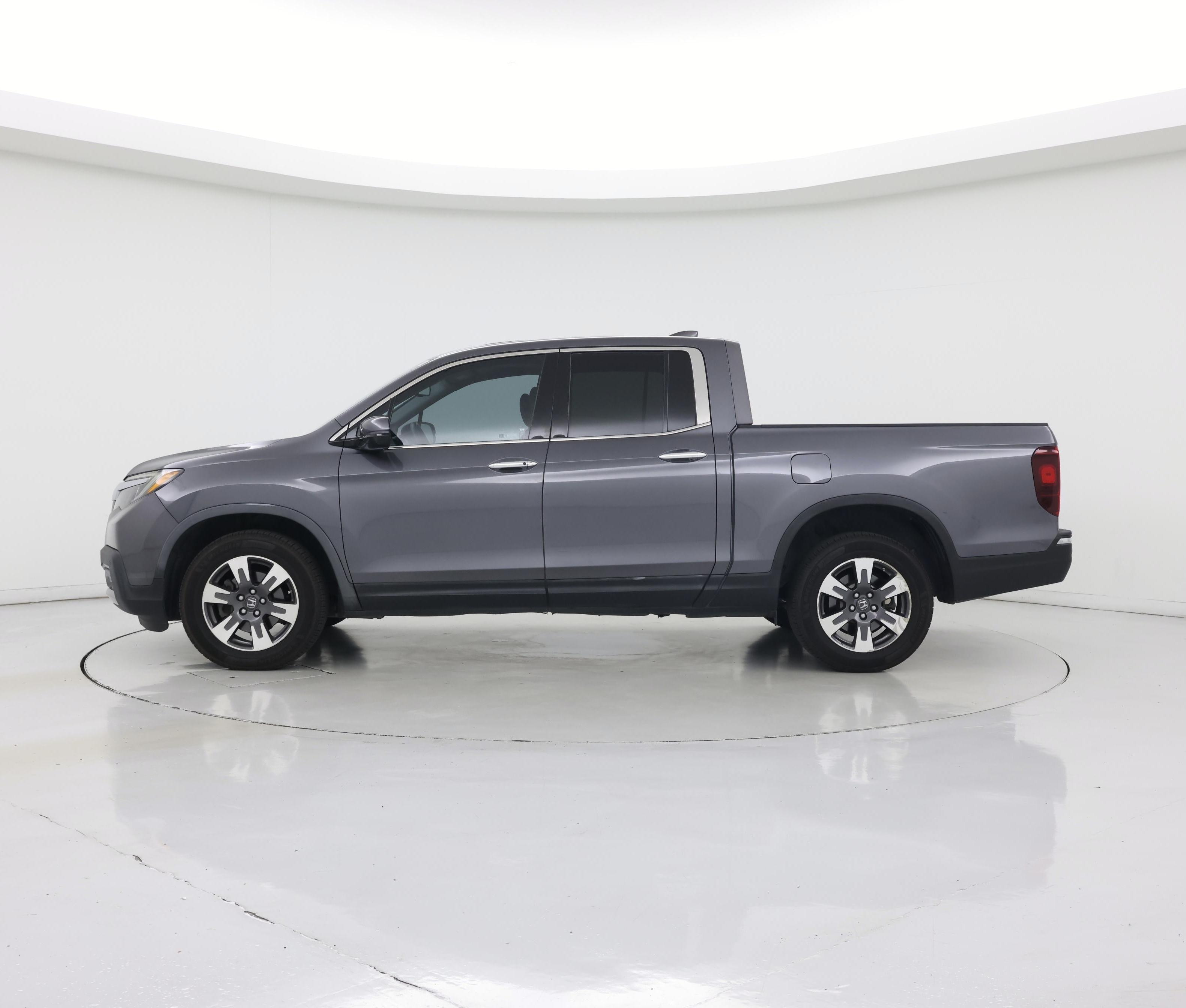 Thumbnail: 2019 Honda Ridgeline - 3