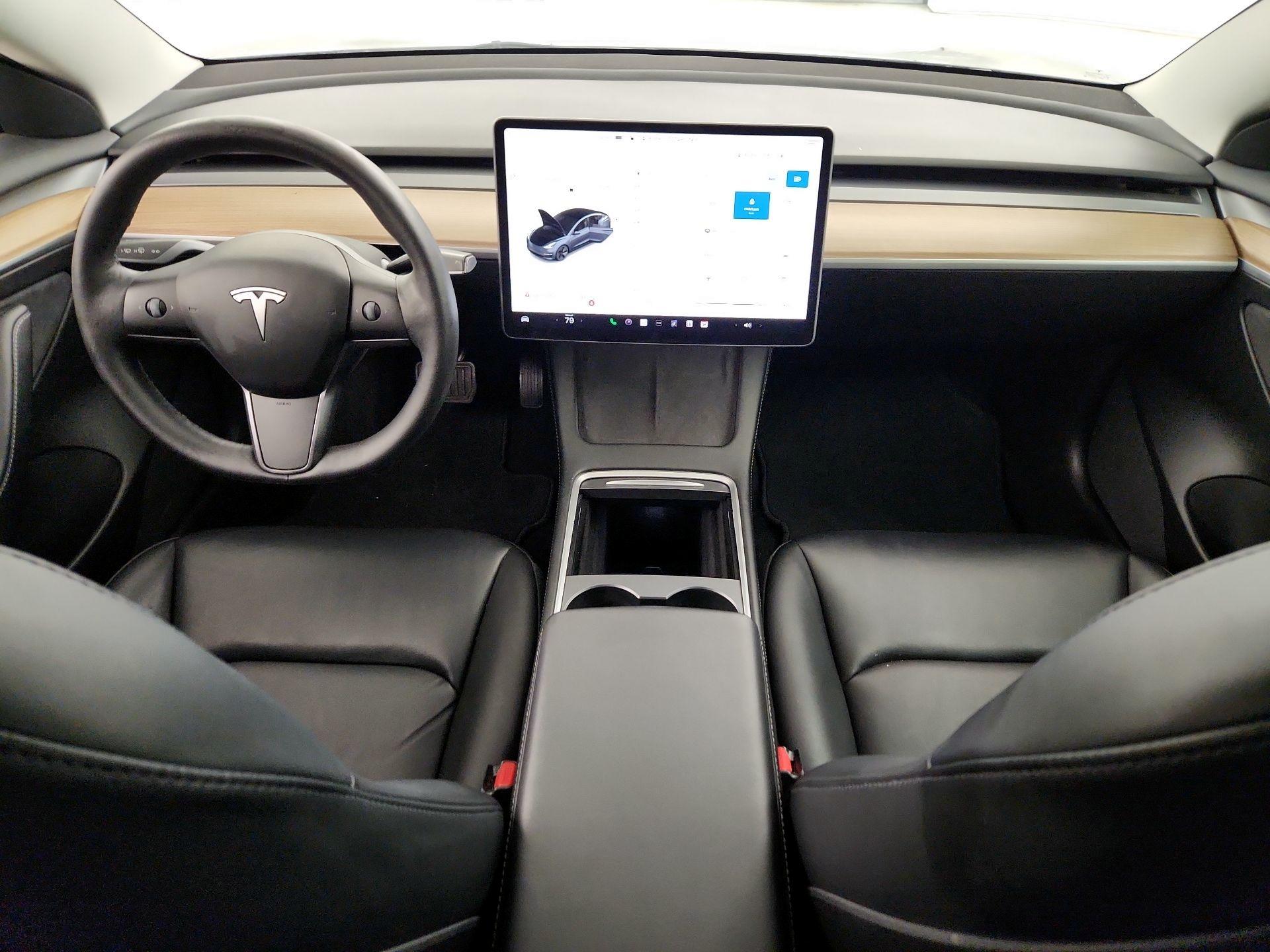 Thumbnail: 2023 Tesla Model 3 - 9