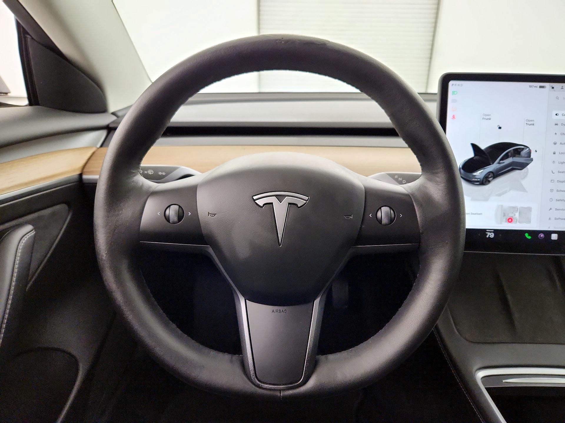 Thumbnail: 2023 Tesla Model 3 - 10