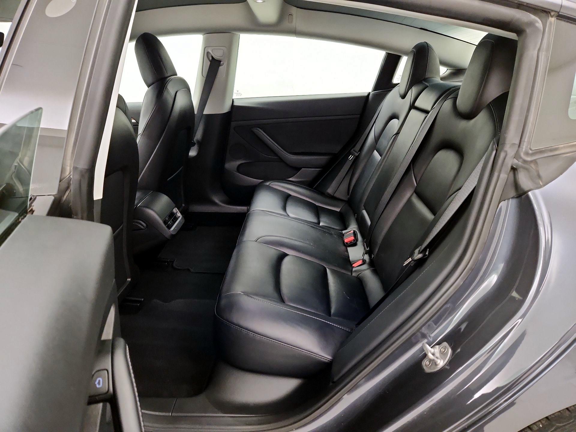 Thumbnail: 2023 Tesla Model 3 - 20