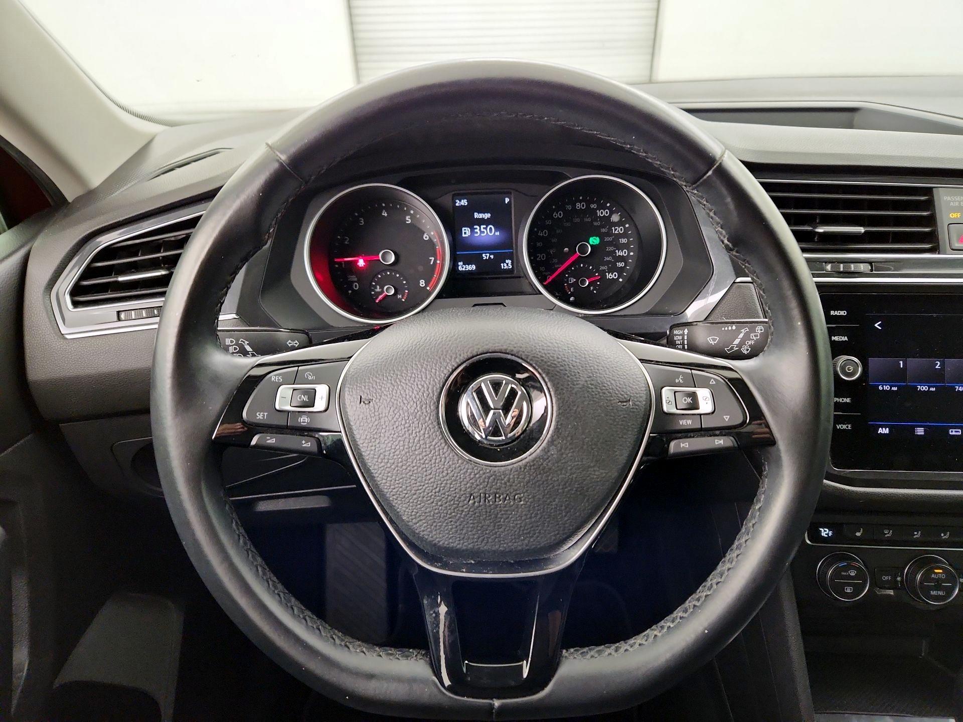 Thumbnail: 2019 Volkswagen Tiguan - 10