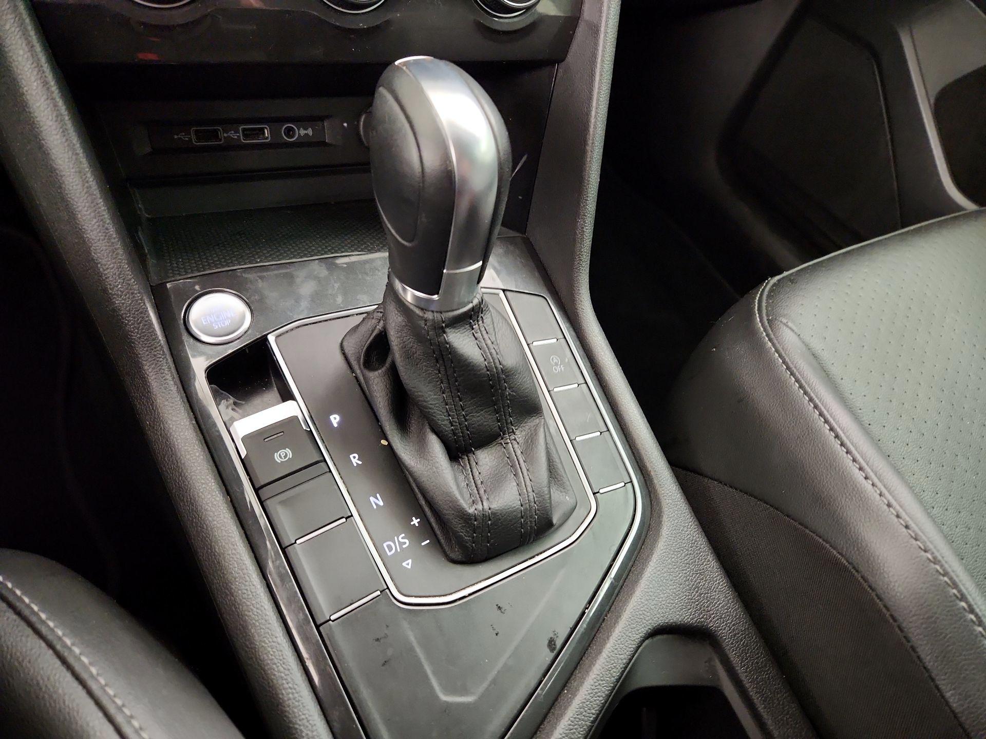 Thumbnail: 2019 Volkswagen Tiguan - 17