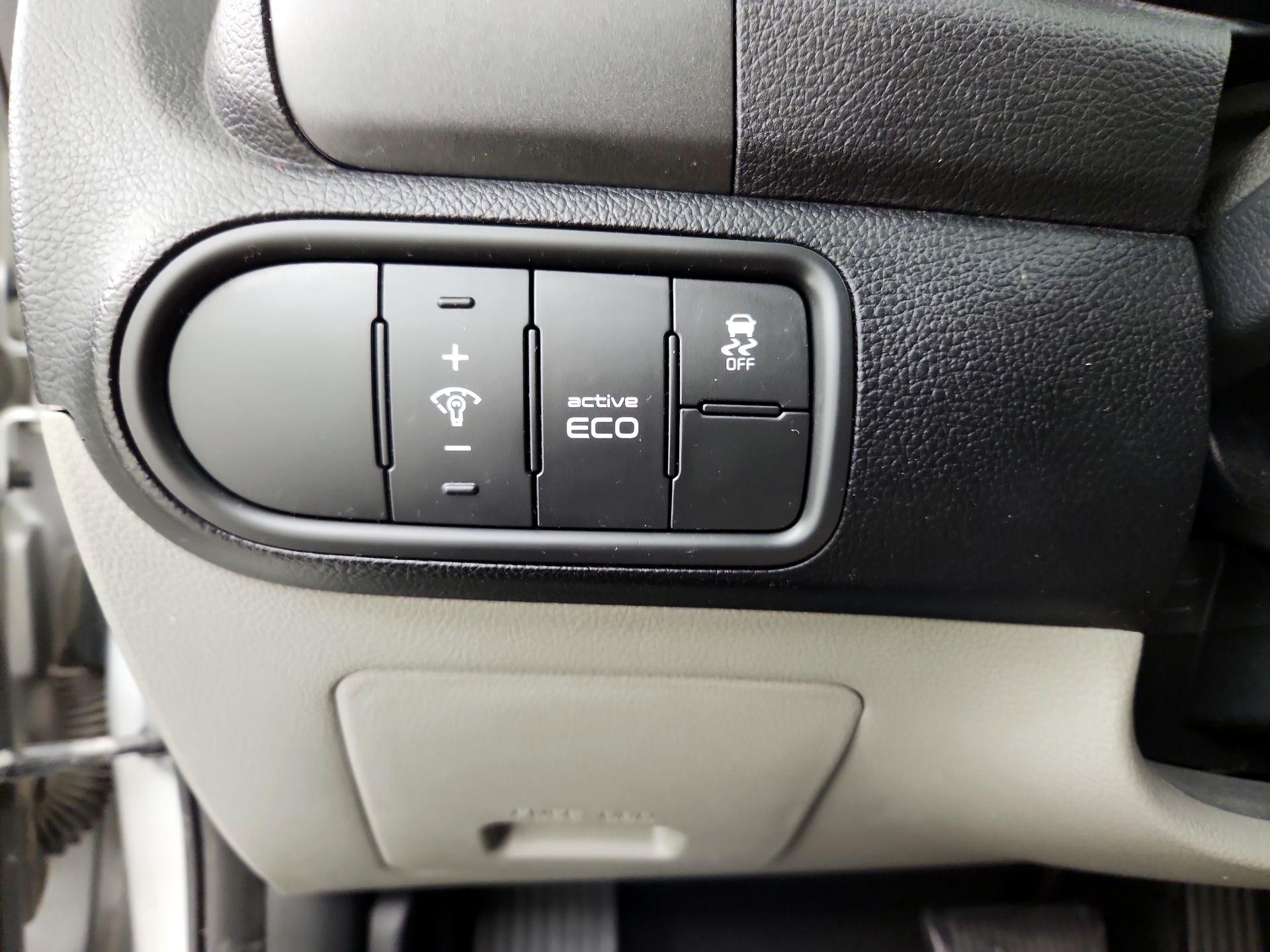 Thumbnail: 2015 Kia Forte - 13