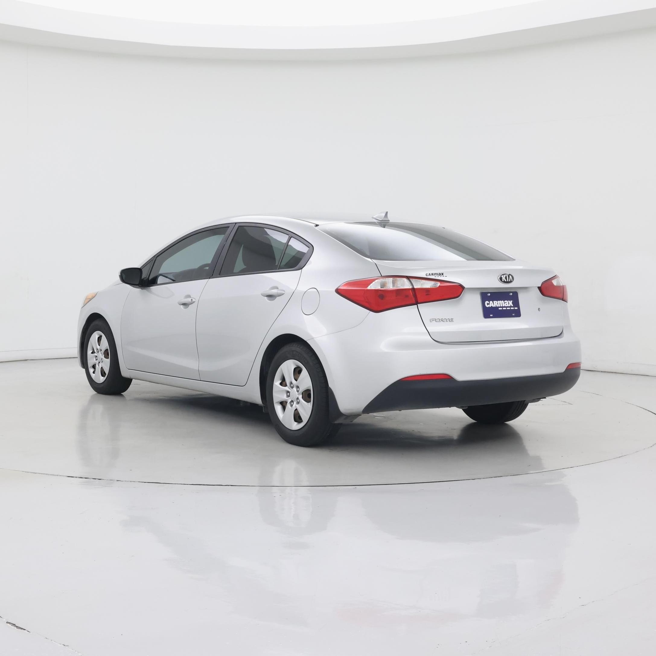 Thumbnail: 2015 Kia Forte - 2