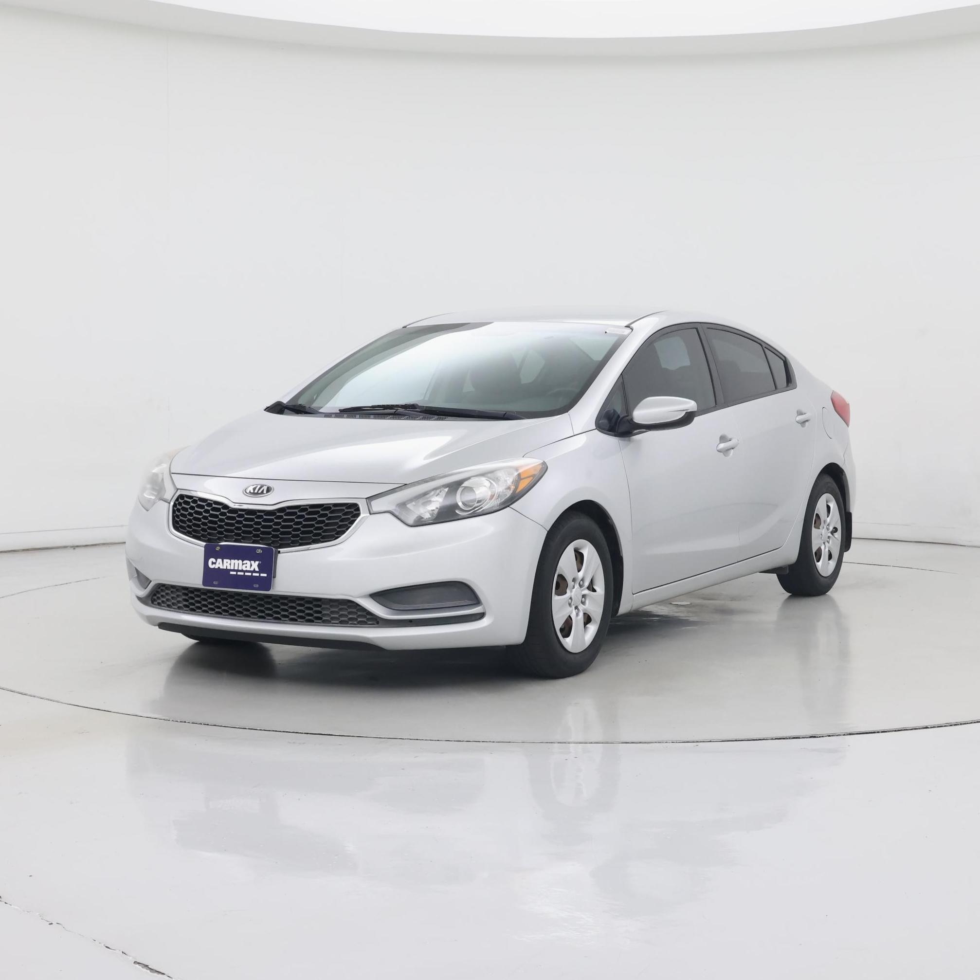 Thumbnail: 2015 Kia Forte - 4