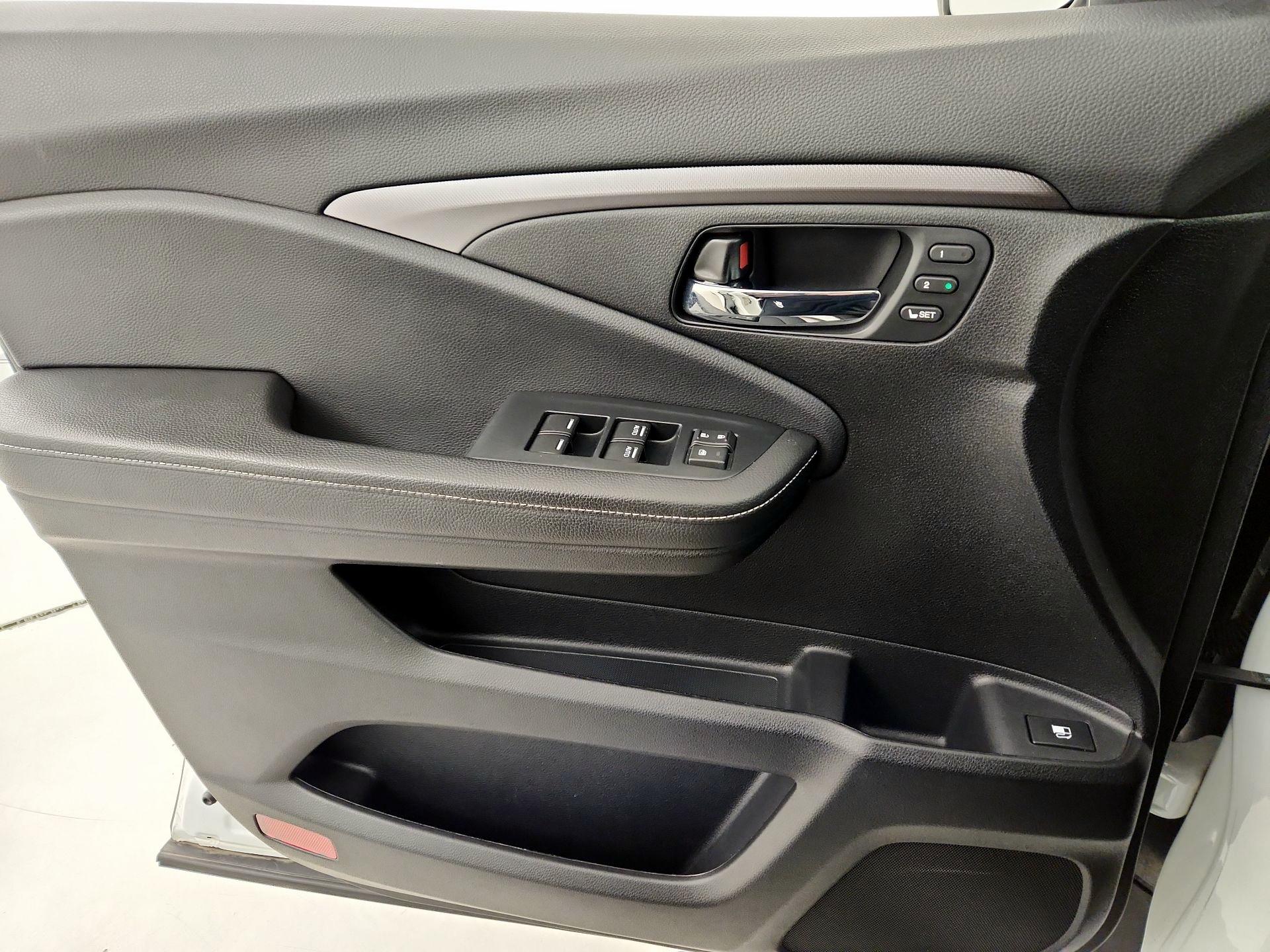 Thumbnail: 2021 Honda Ridgeline - 12