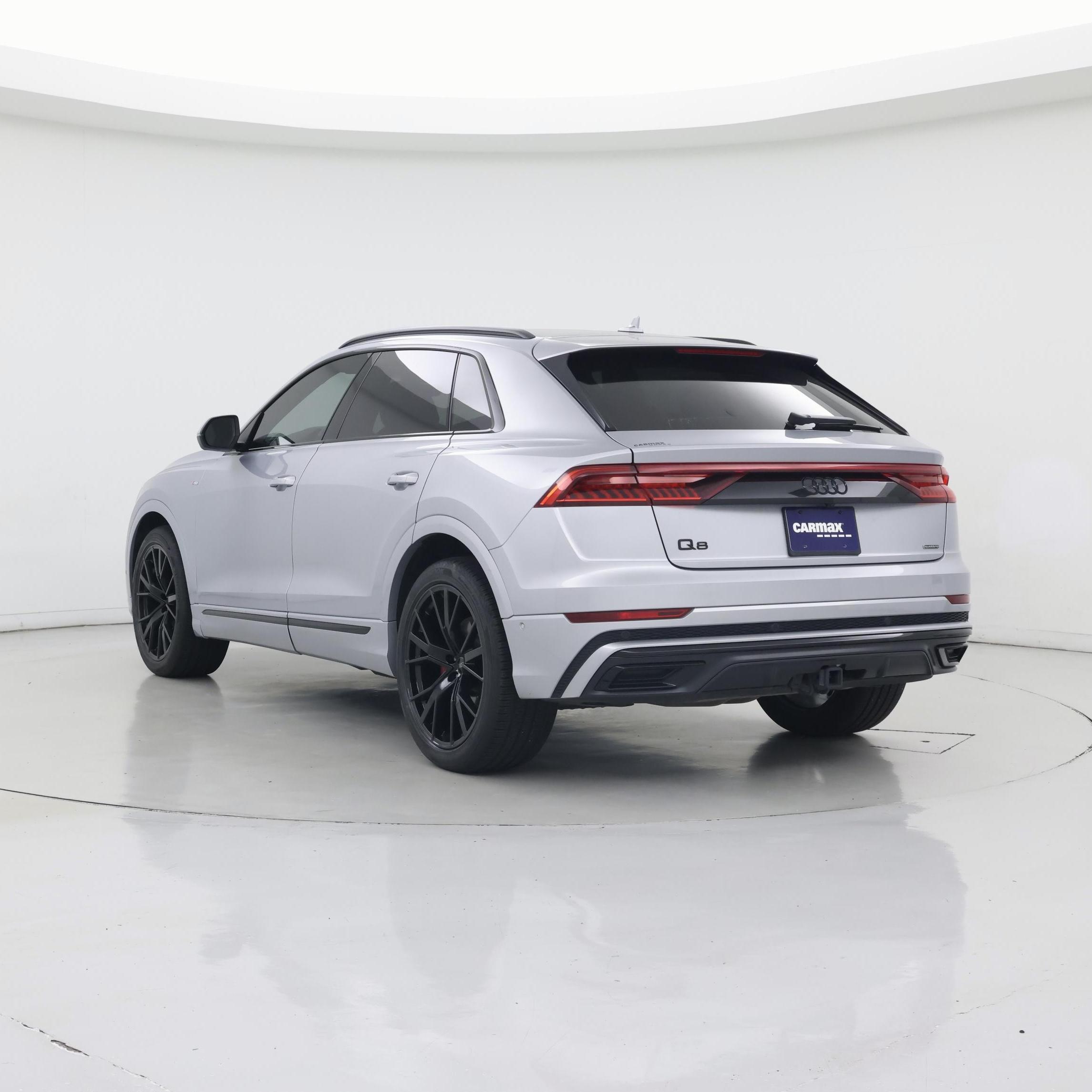 Thumbnail: 2021 Audi Q8 - 2